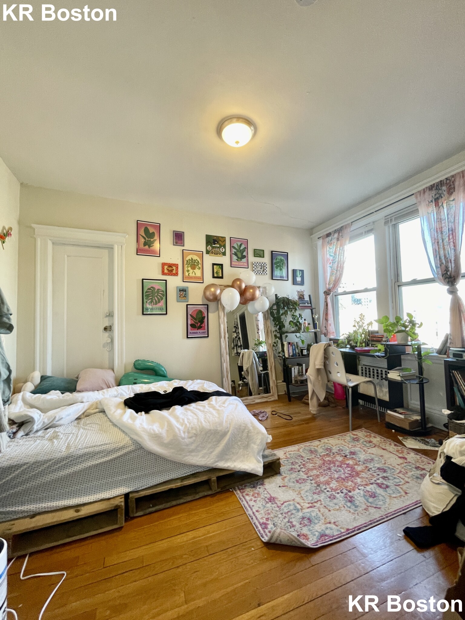 56 Queensberry St, Fenway