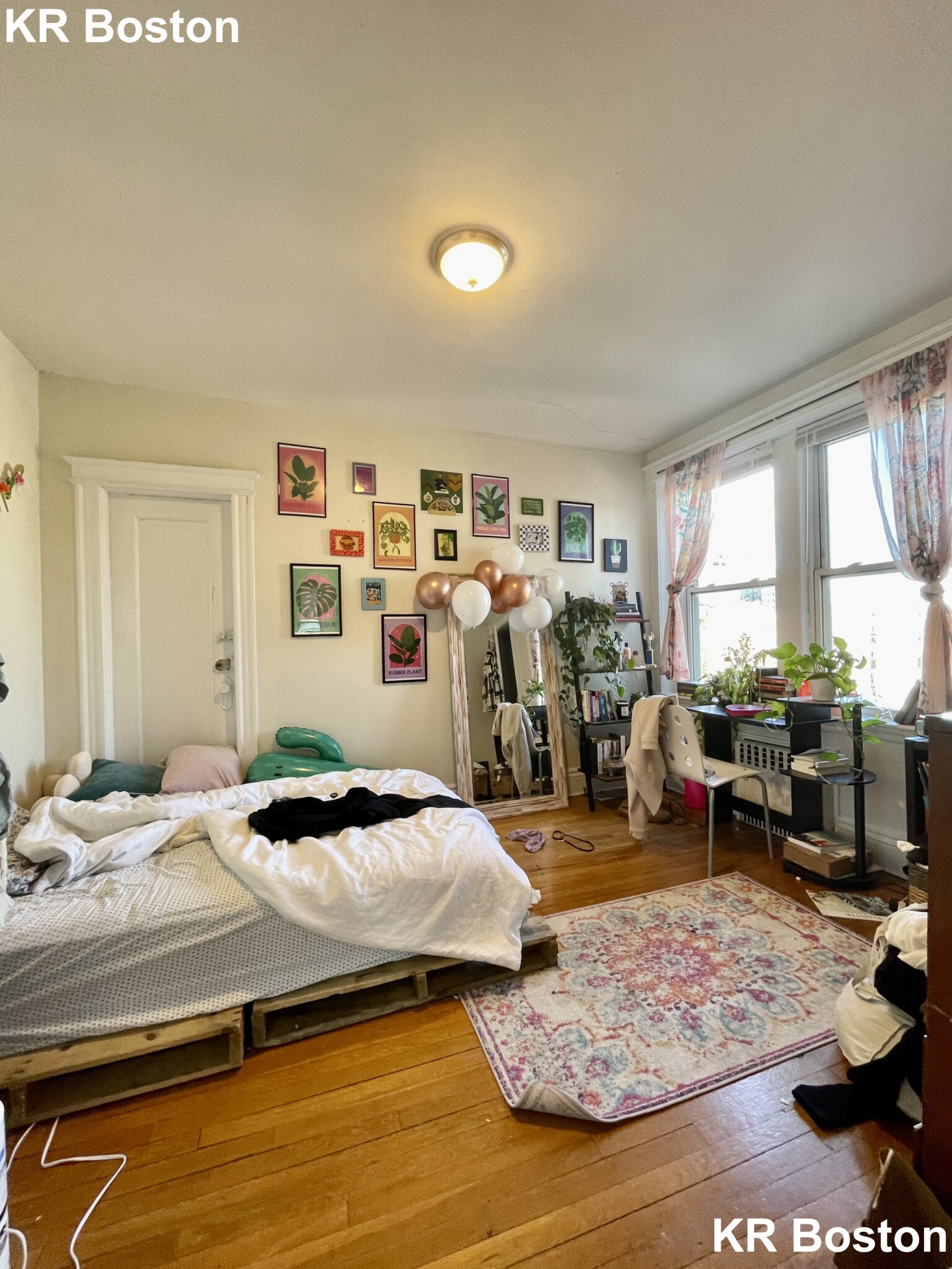 56 Queensberry St, Fenway