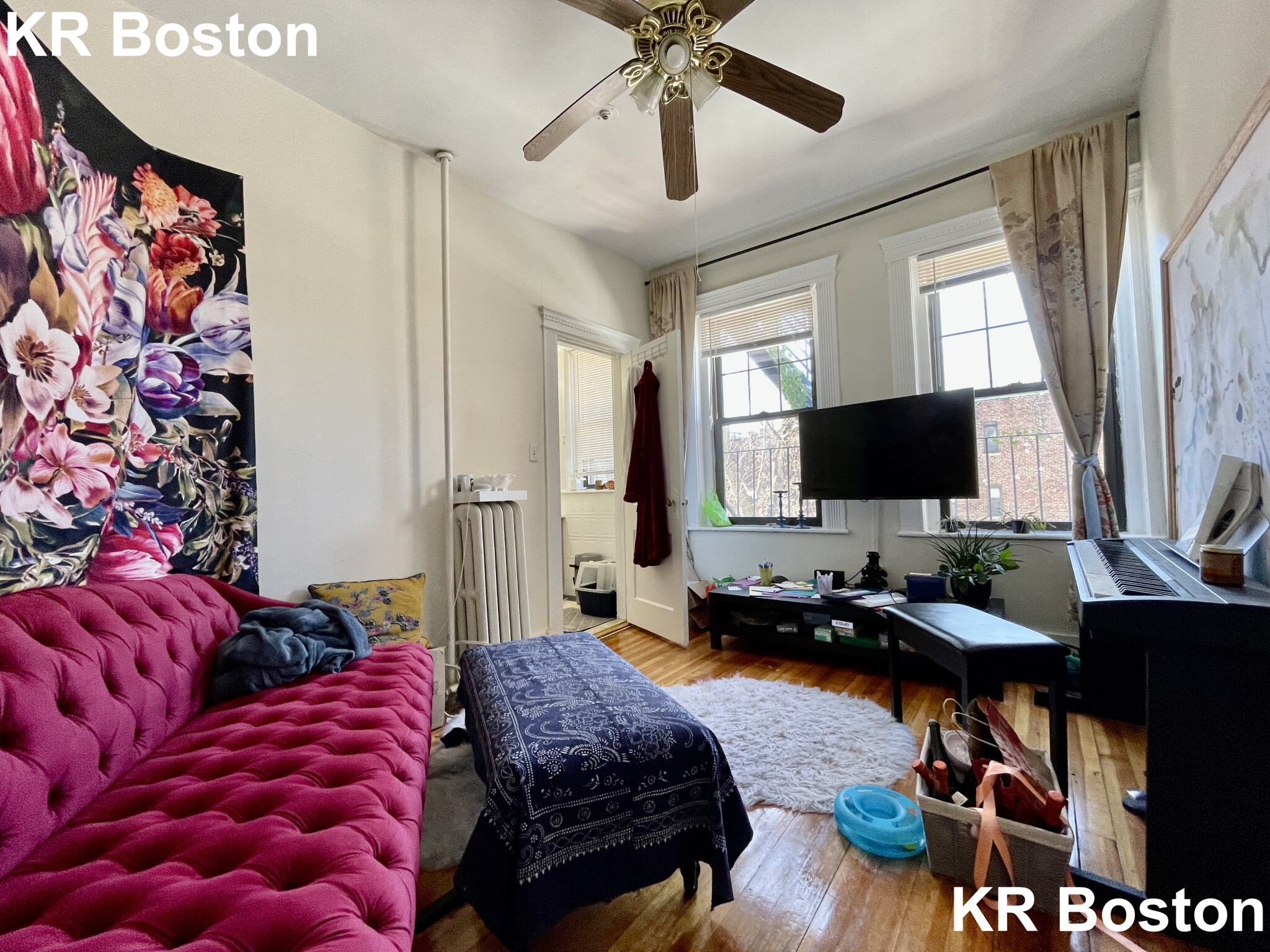 3 bed, 1 bath apartment for rent at 1414 Commonwealth Ave Unit 11, Brighton — photo 11 of 13