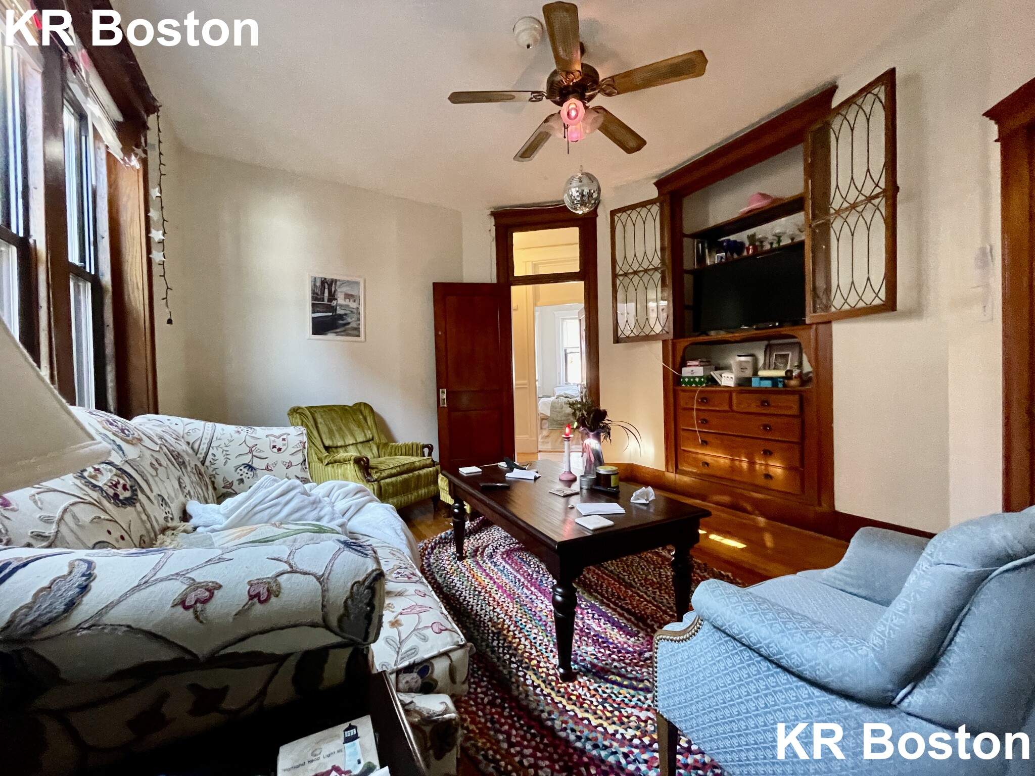 1422 Commonwealth Ave, Brighton