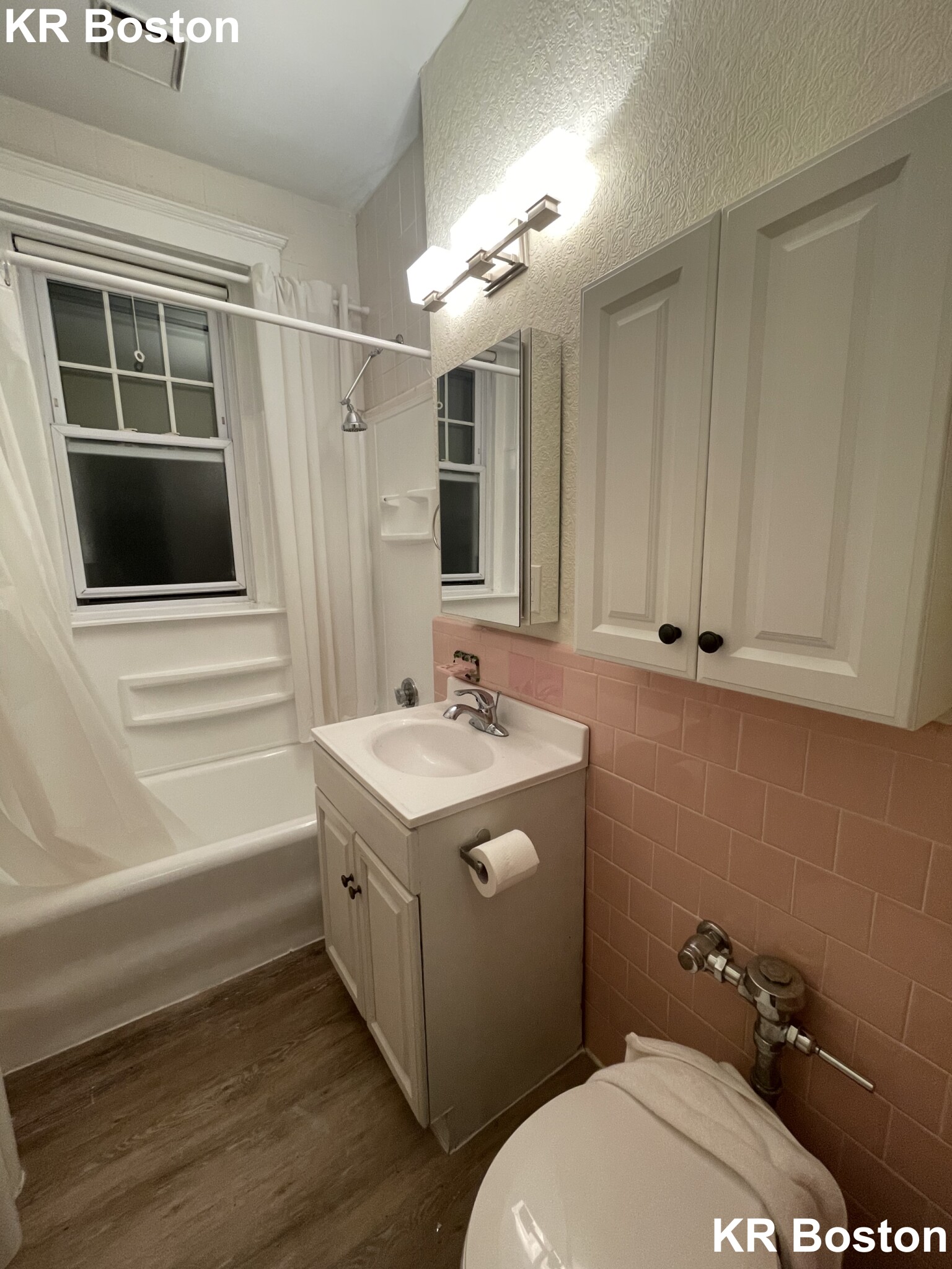 18 Alton Pl, Coolidge Corner