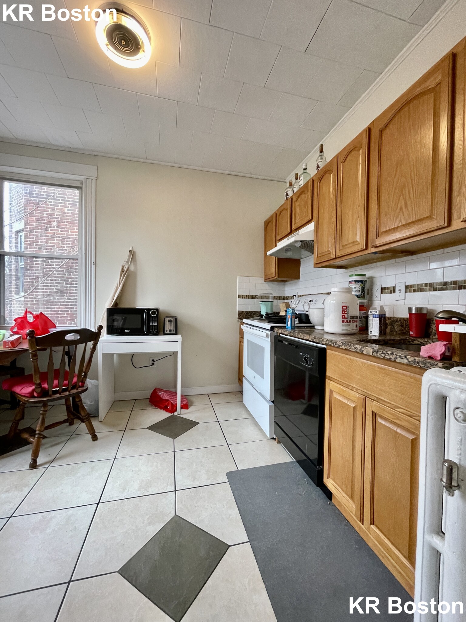 18 Euston St, Longwood