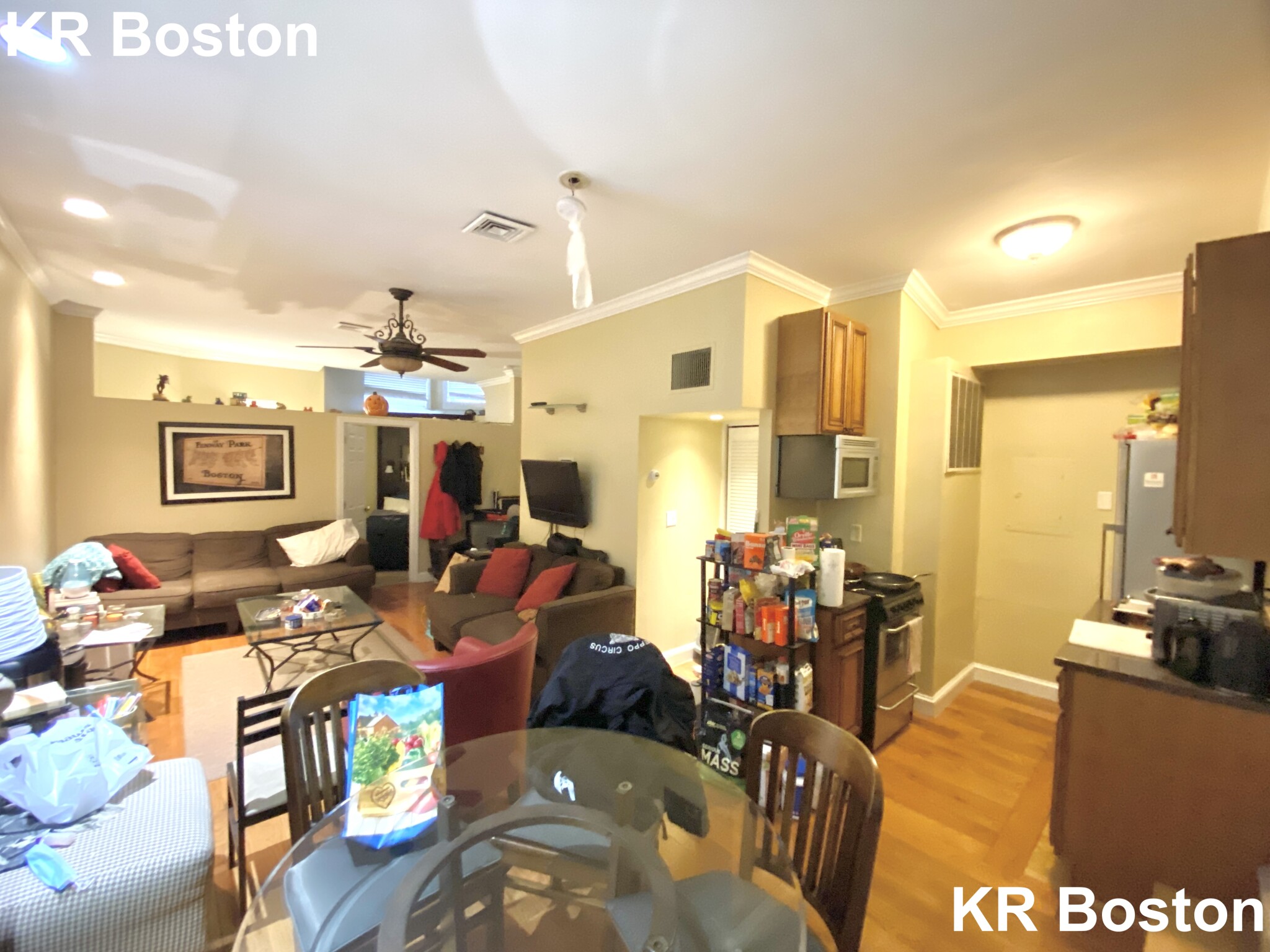 48 Hereford St, Back Bay