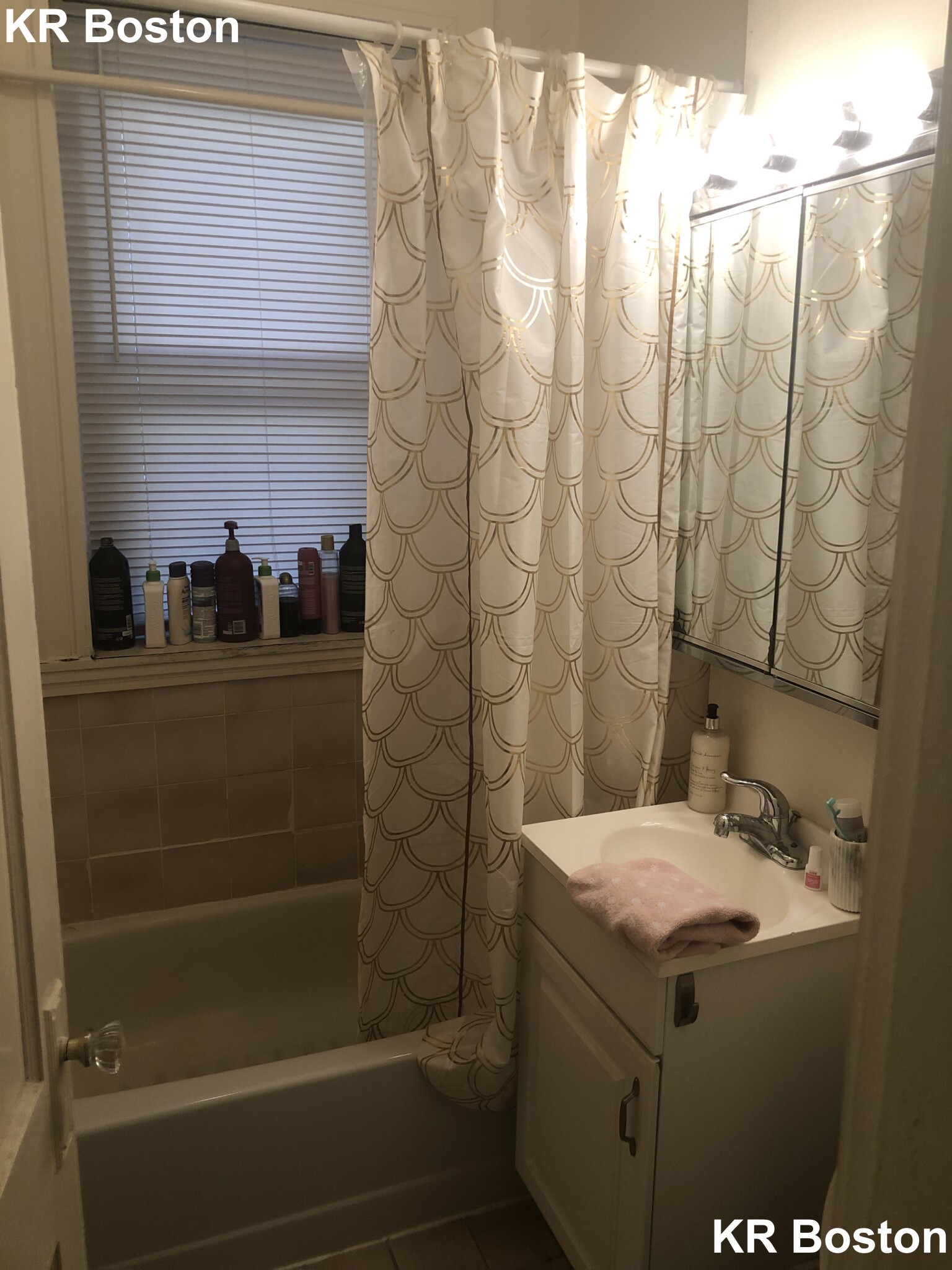 1669 Commonwealth Ave, Brighton