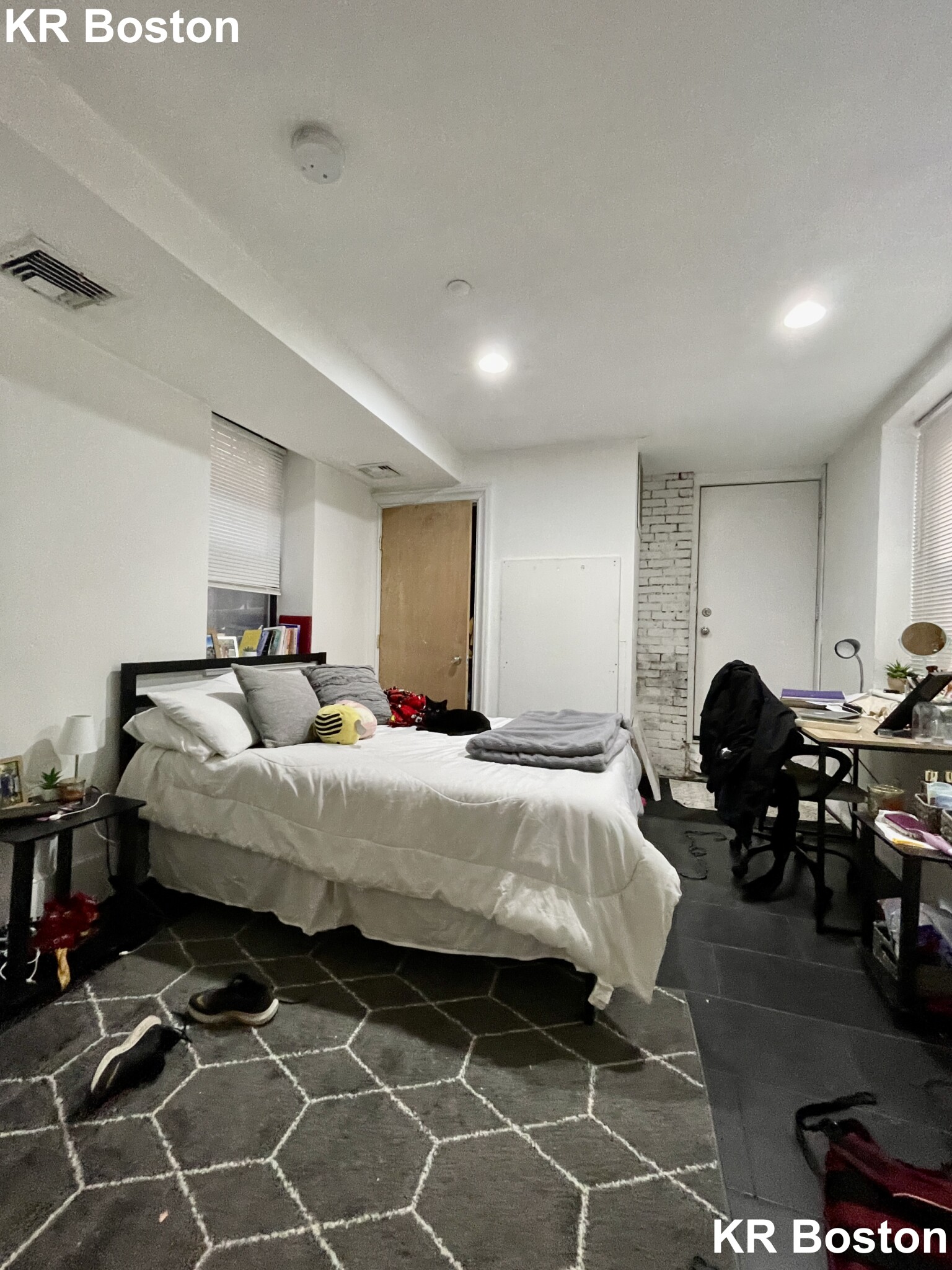 64 Louis Prang St, Fenway