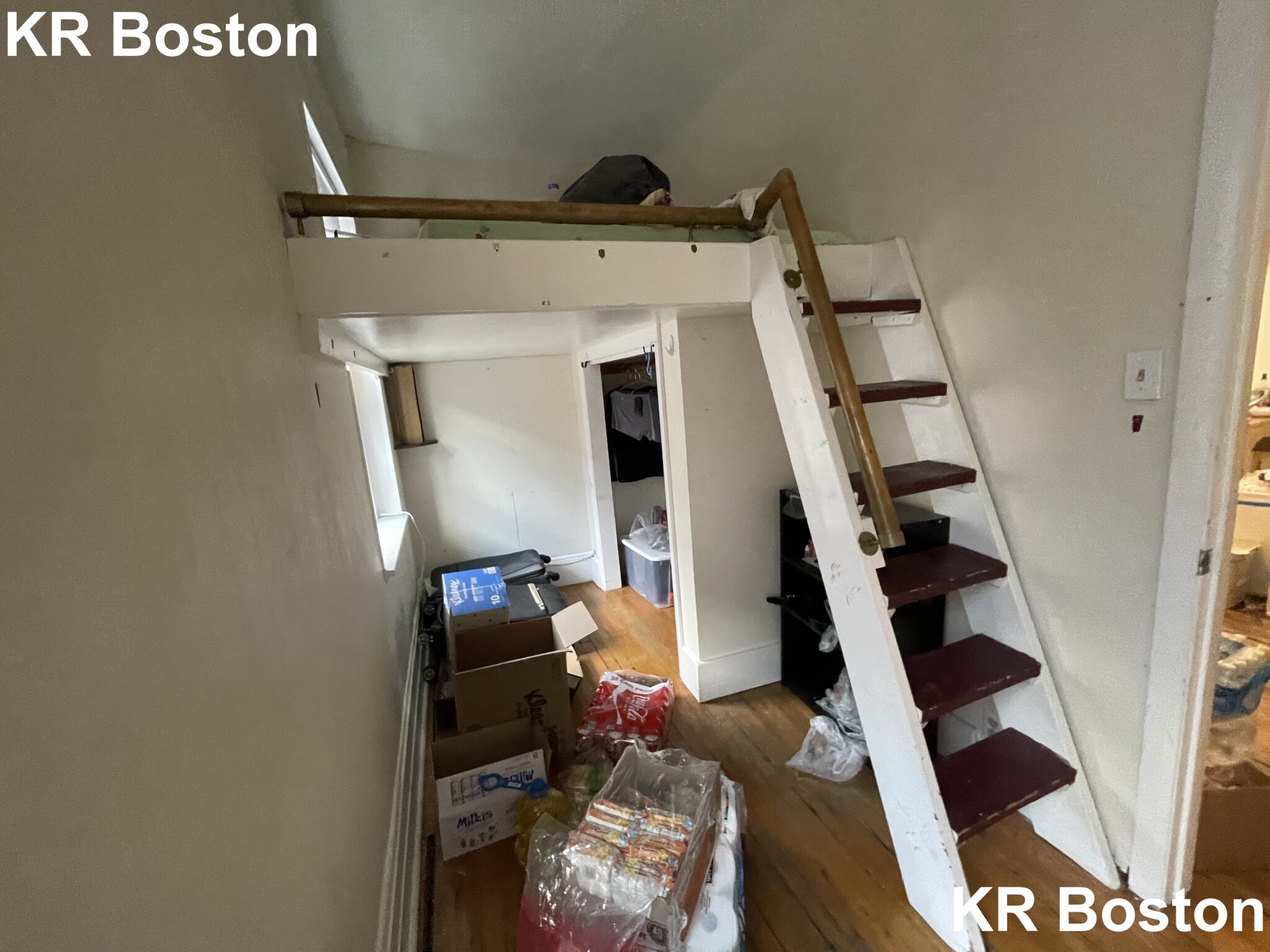 15 Aberdeen St, Fenway