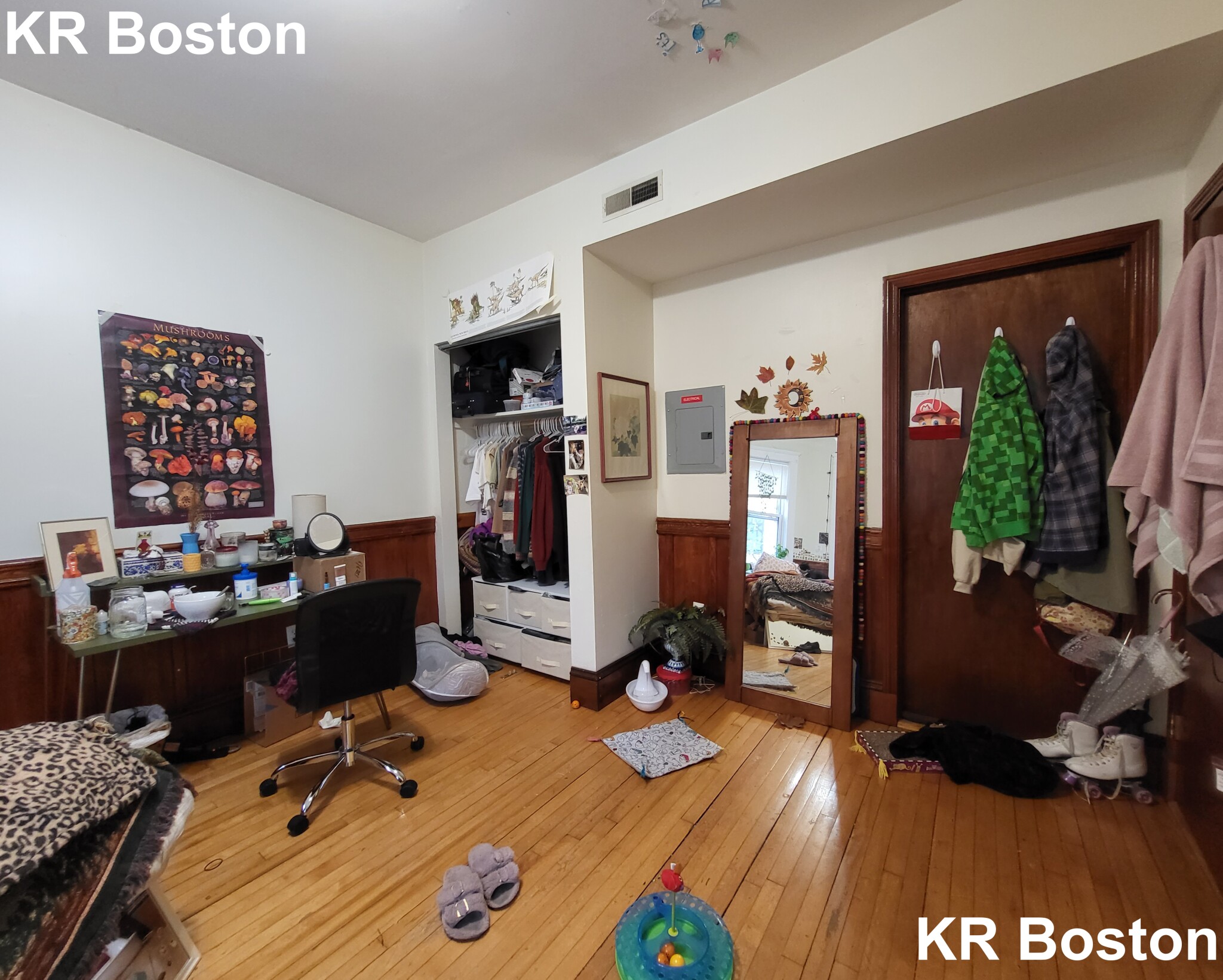 59 Linden St, Allston