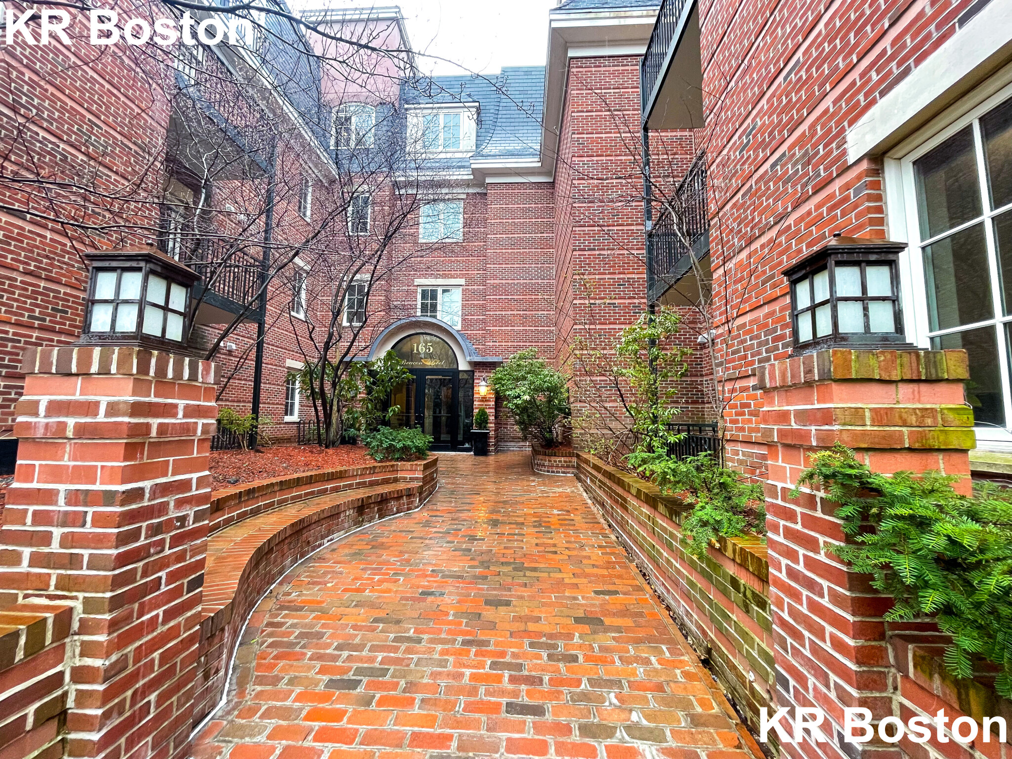 165 Beacon St, Somerville