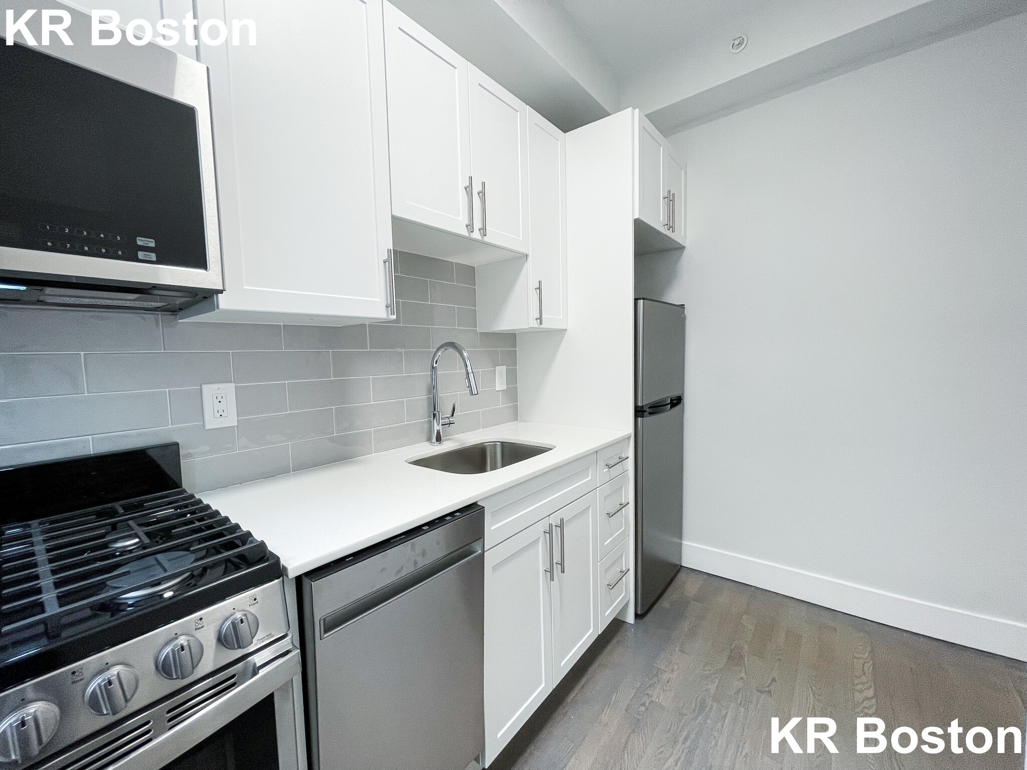 77 & 81 Park Dr, Fenway