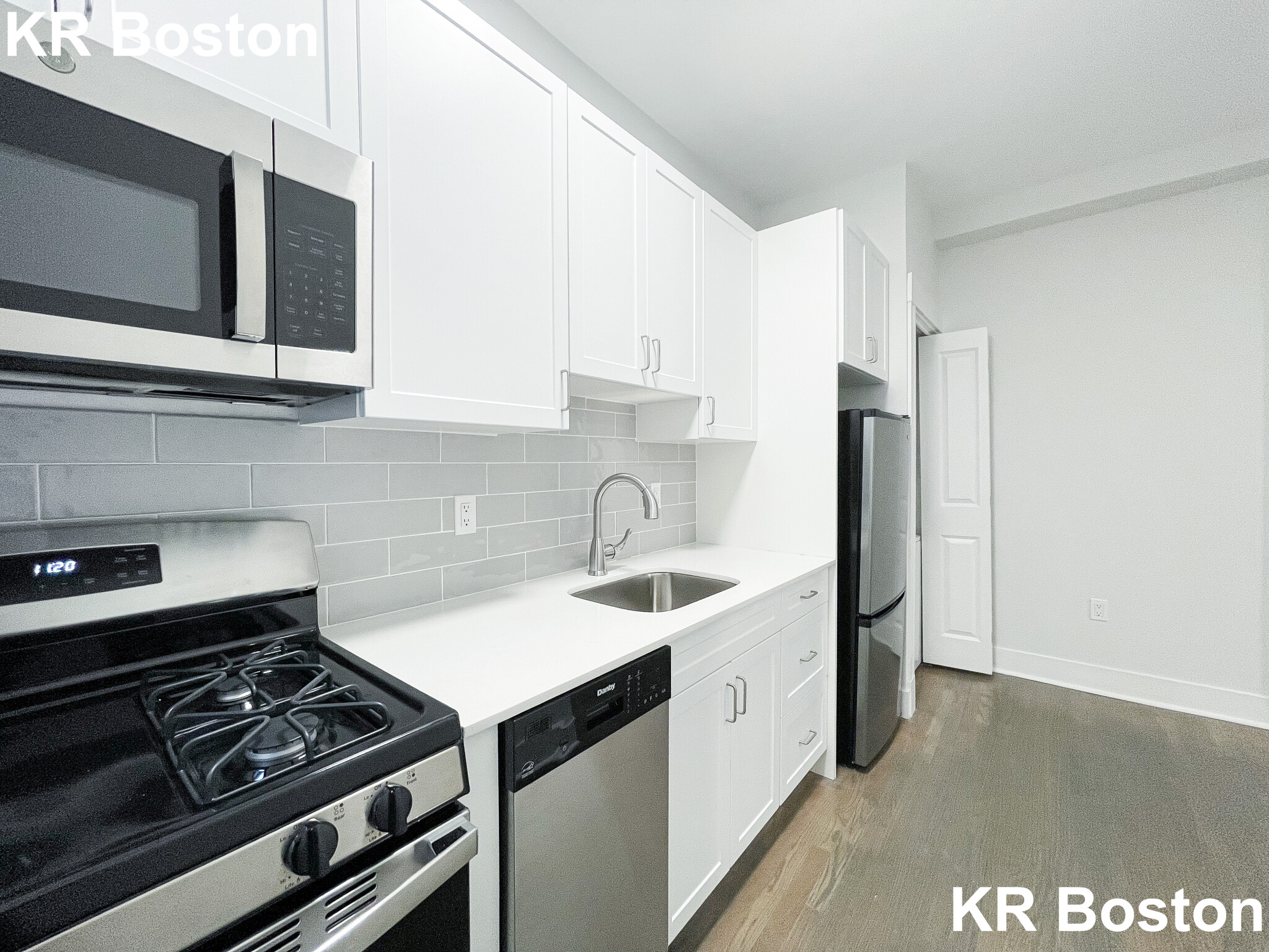 77 & 81 Park Dr, Fenway