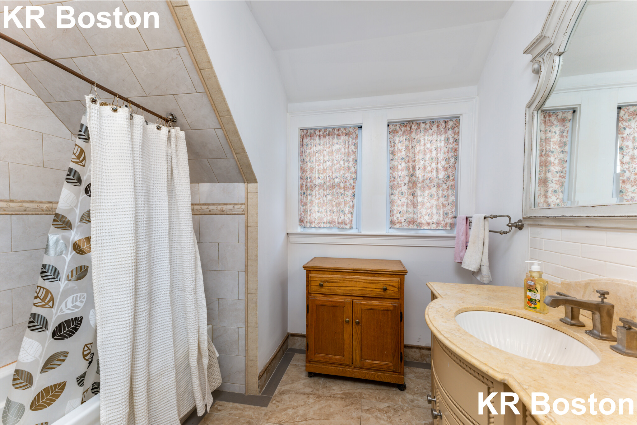 18 Holten St, Allston