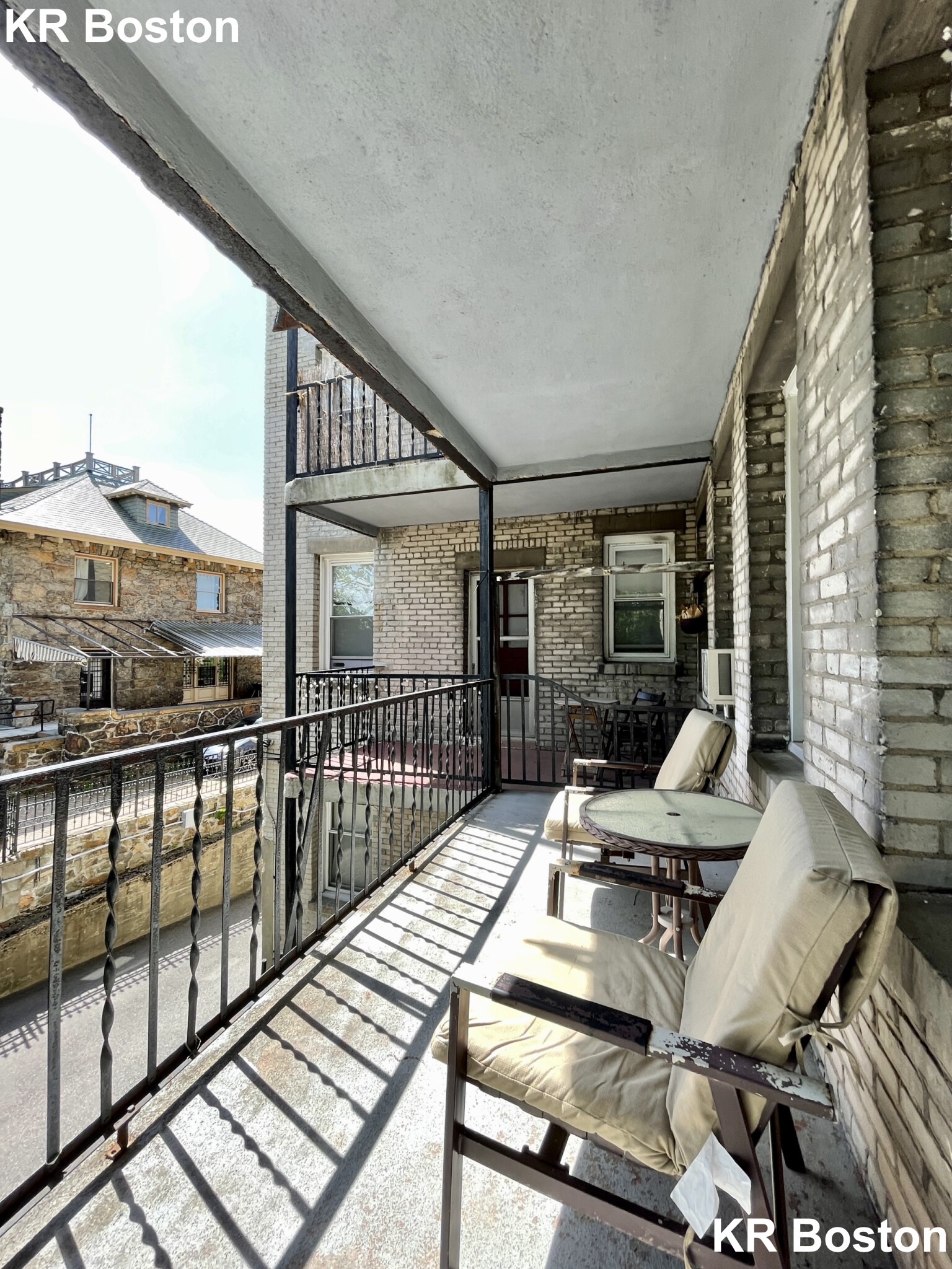 1638 Commonwealth Ave, Brighton