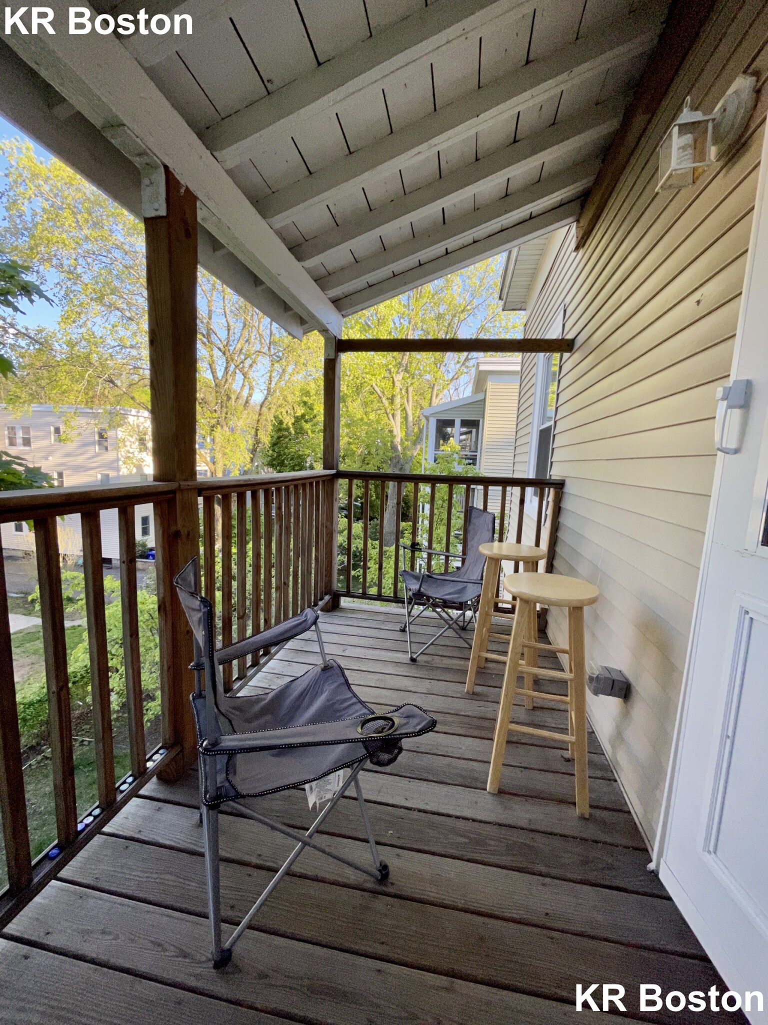 77 Beechcroft St, Brighton