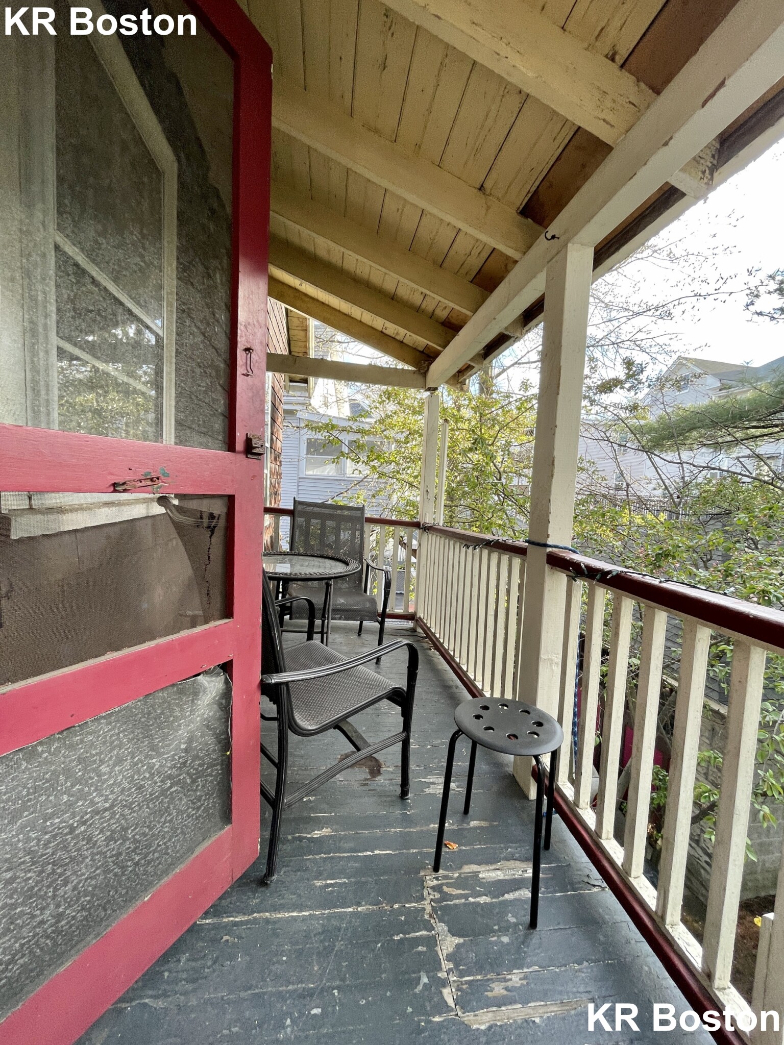 24 Oak Square Ave, Brighton