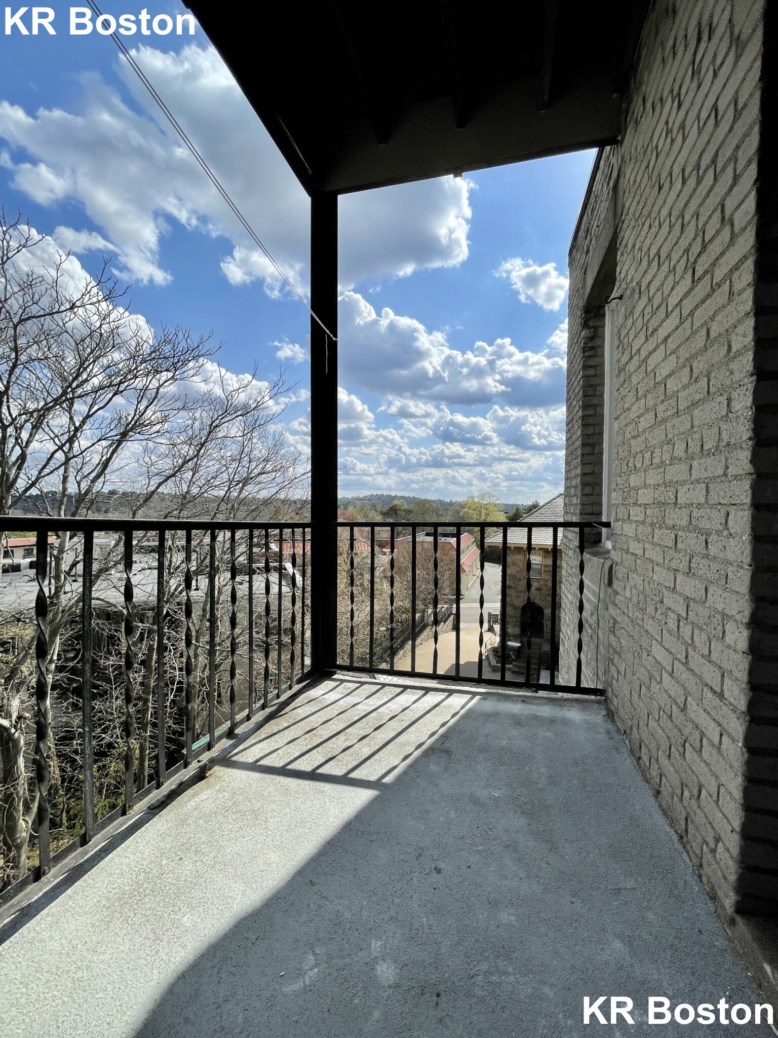 1638 Commonwealth Ave, Brighton