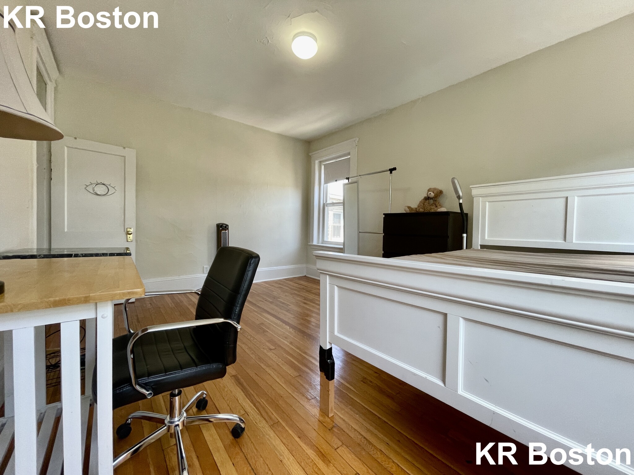 1334 Commonwealth Ave, Allston