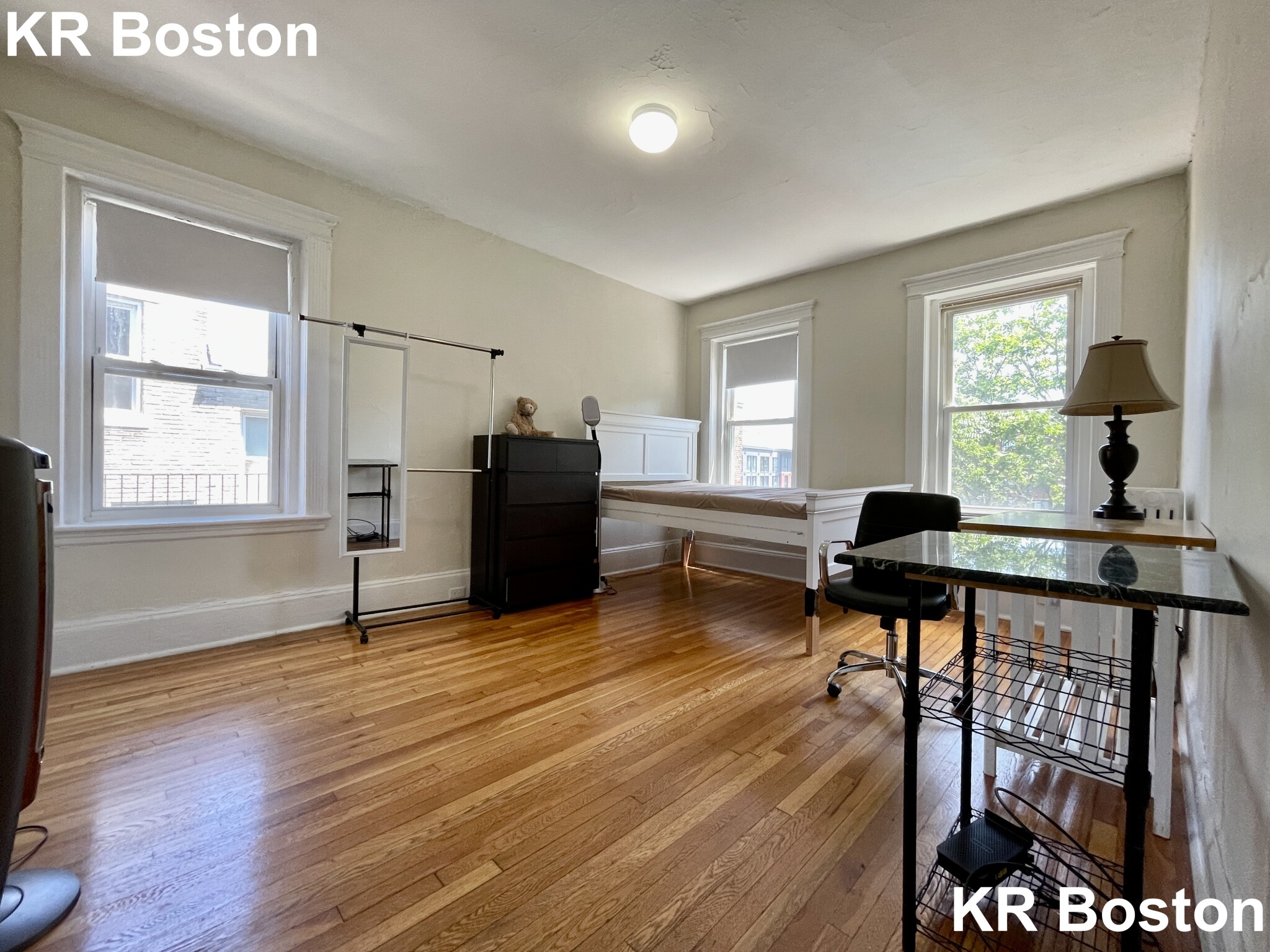 1334 Commonwealth Ave, Allston