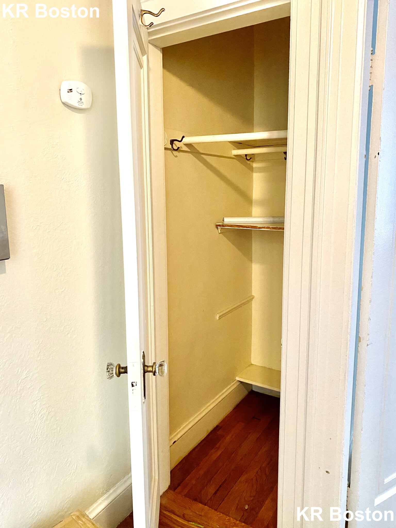 2045 Commonwealth Ave, Brighton