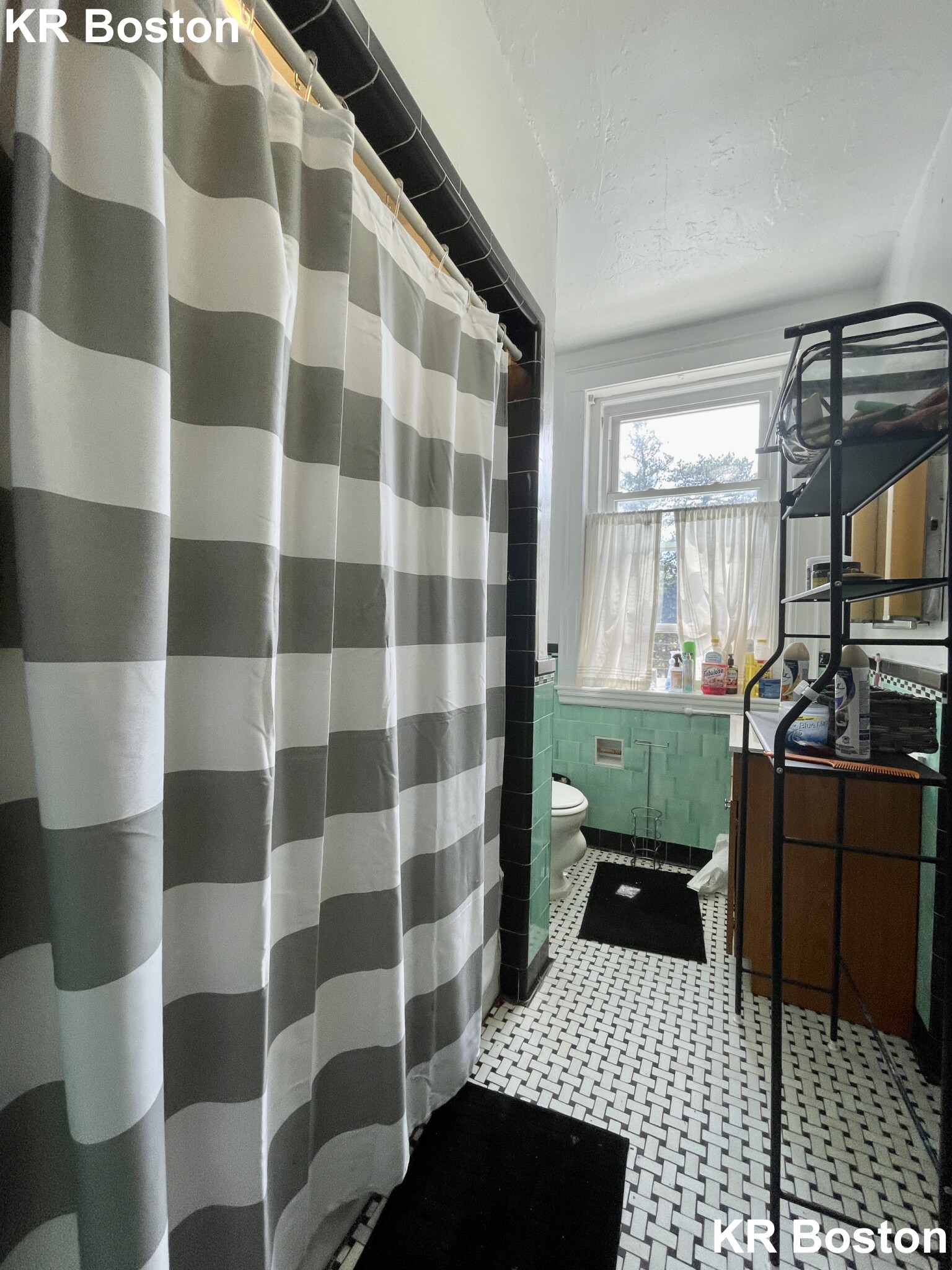 2045 Commonwealth Ave, Brighton