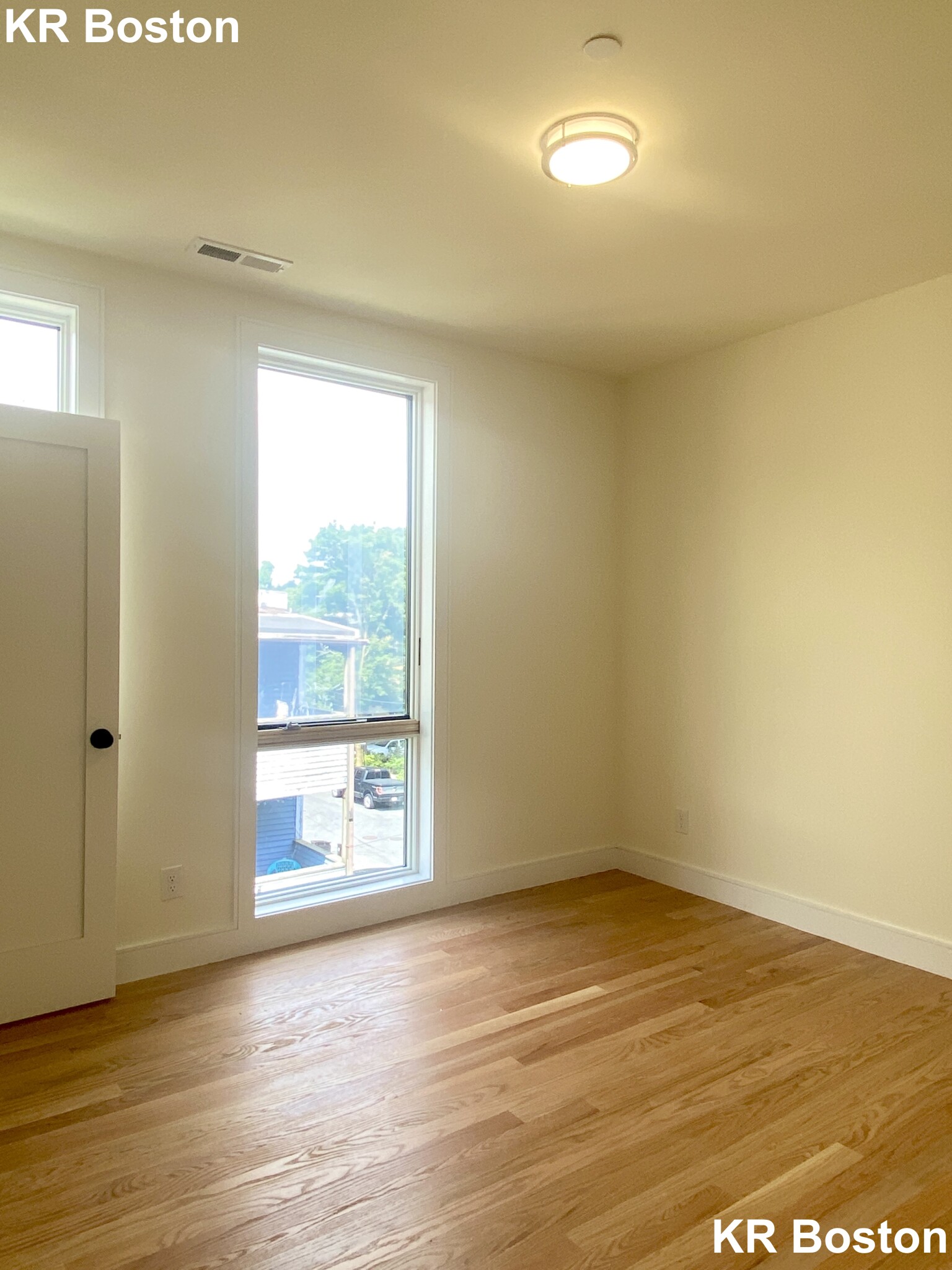 65 Cameron St, West End