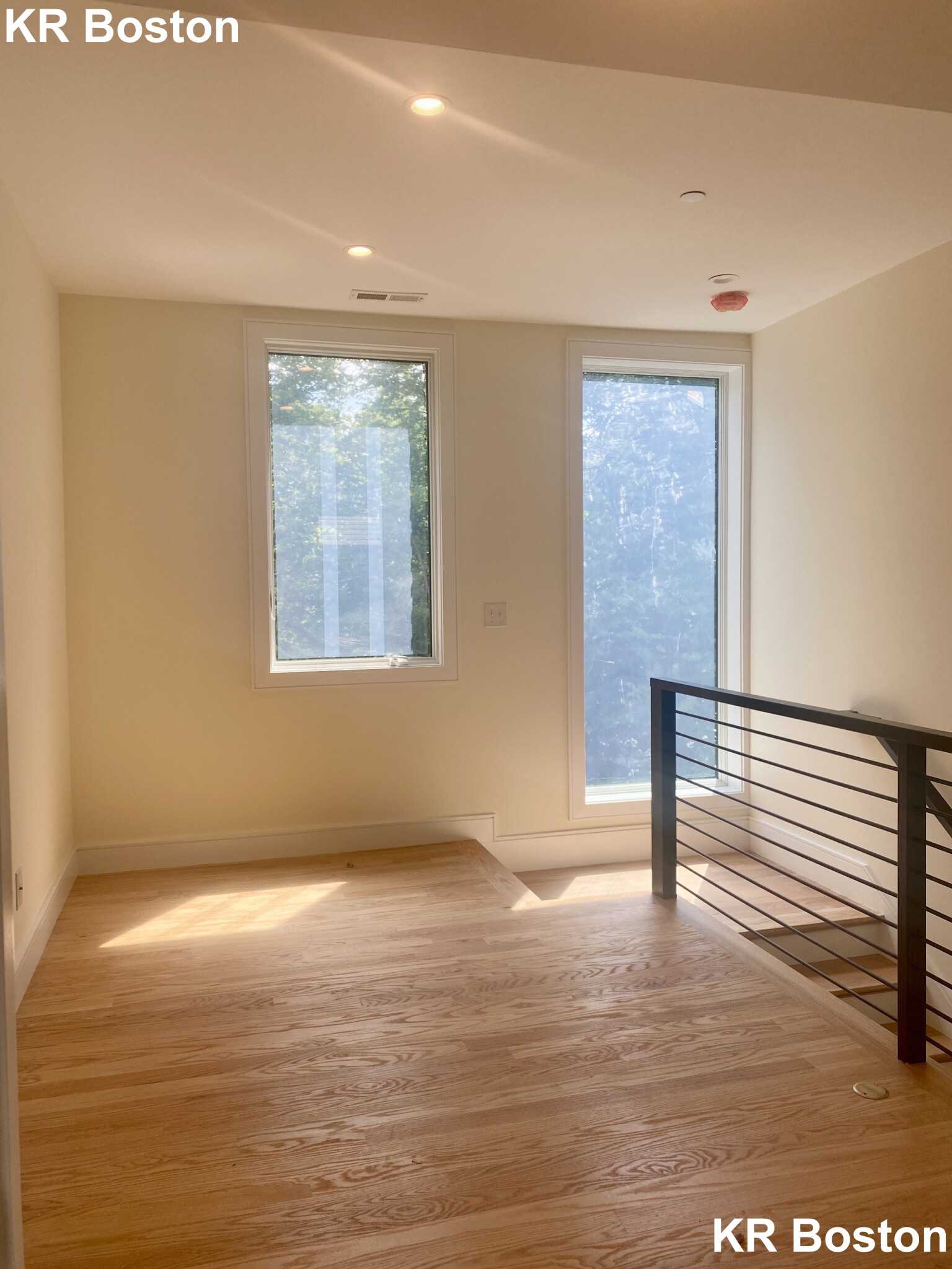 65 Cameron St, West End