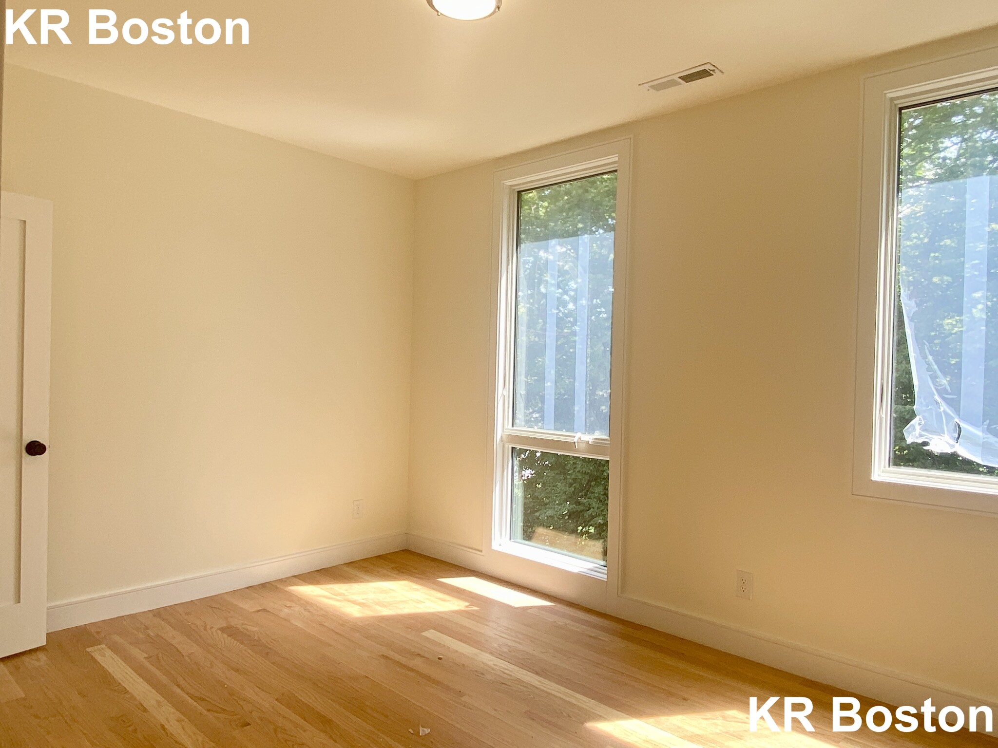 65 Cameron St, West End