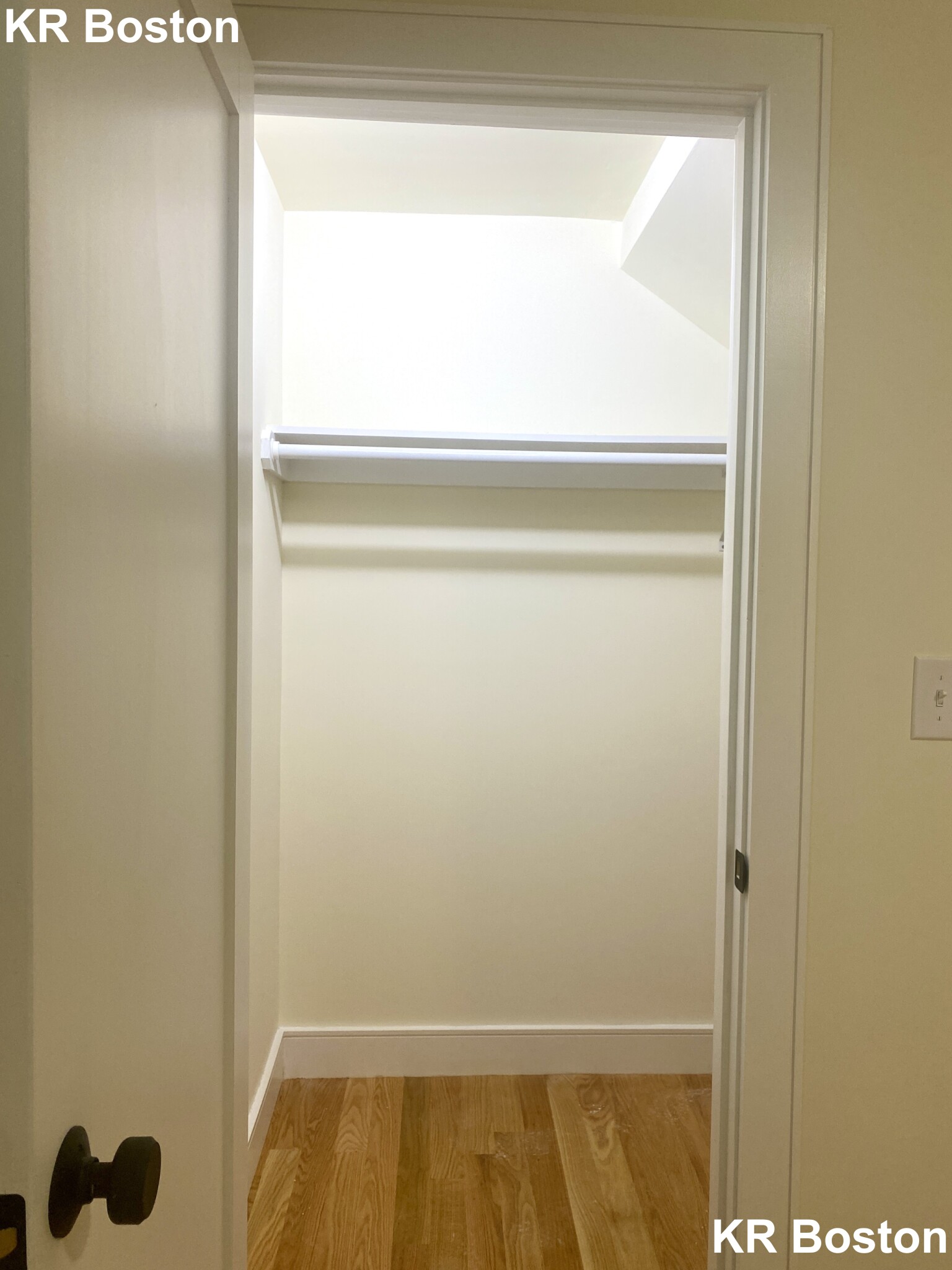 65 Cameron St, Brookline Hills