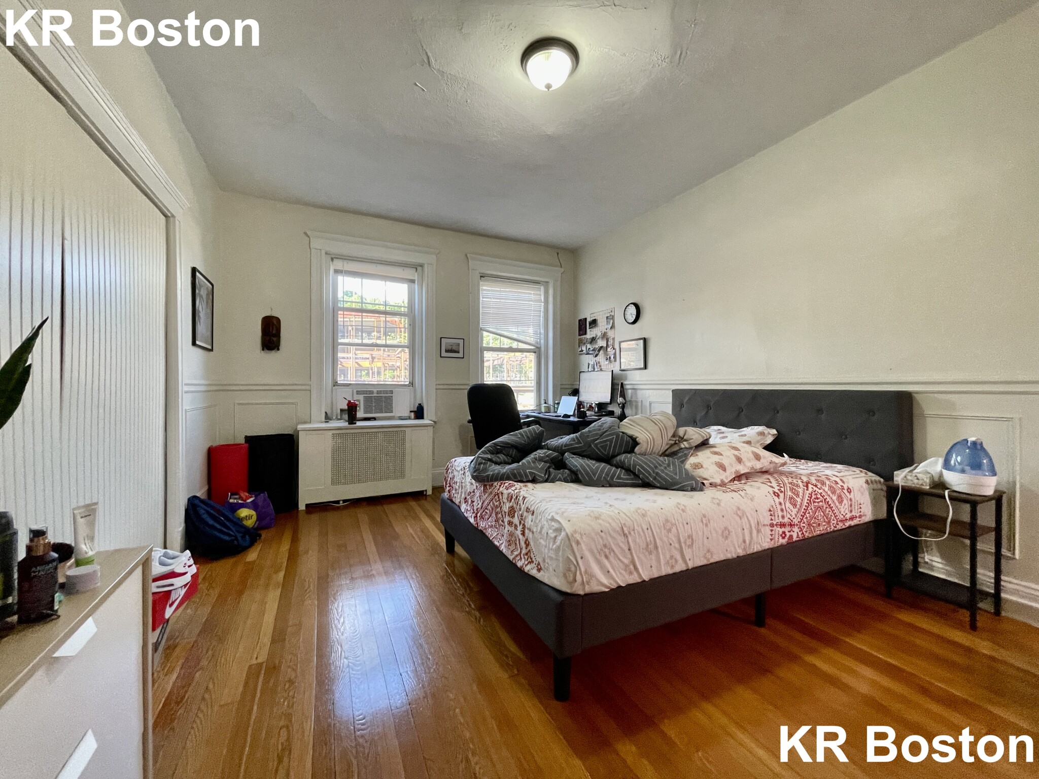 724 Washington St, Washington Square