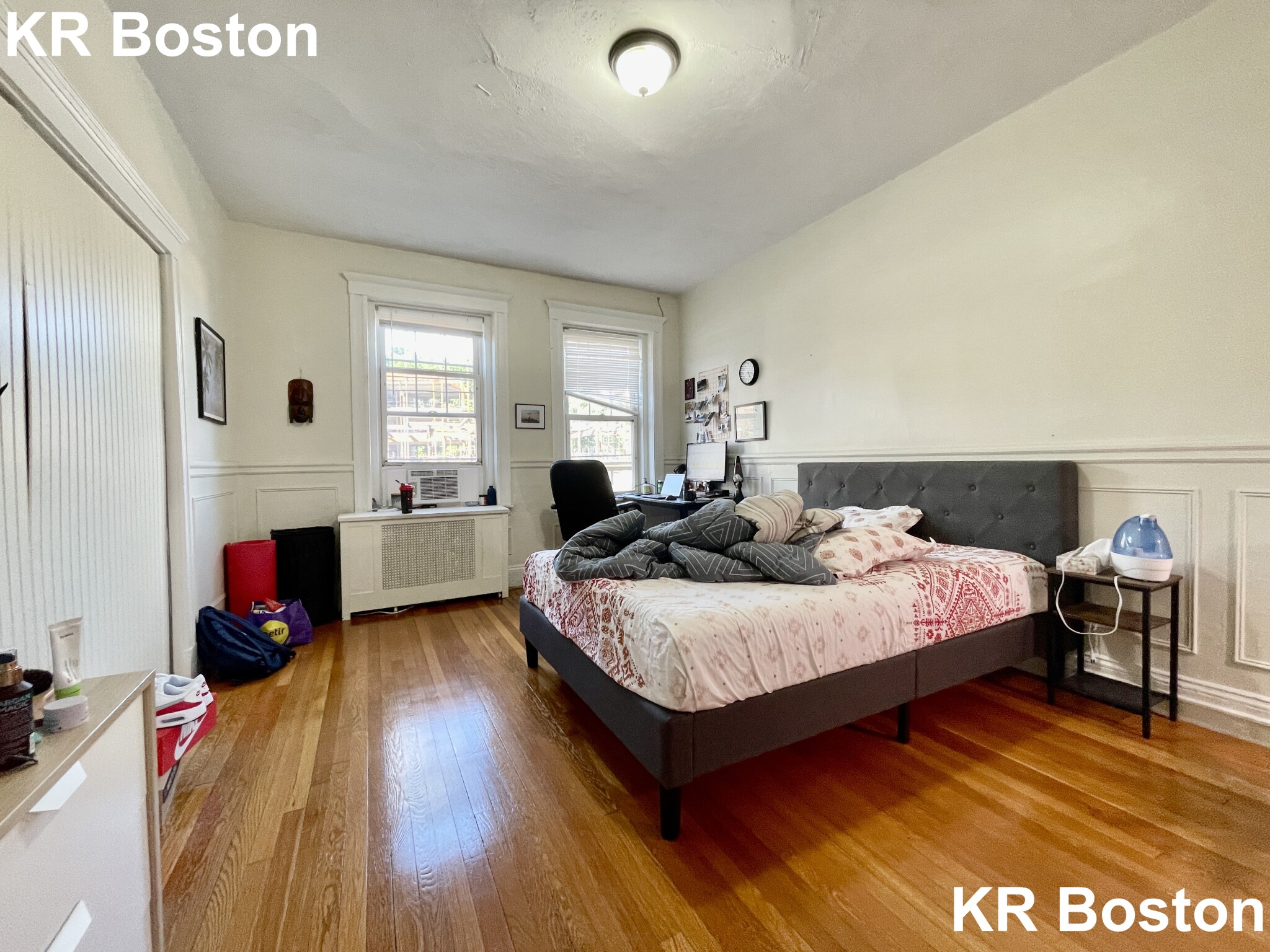 724 Washington St, Washington Square