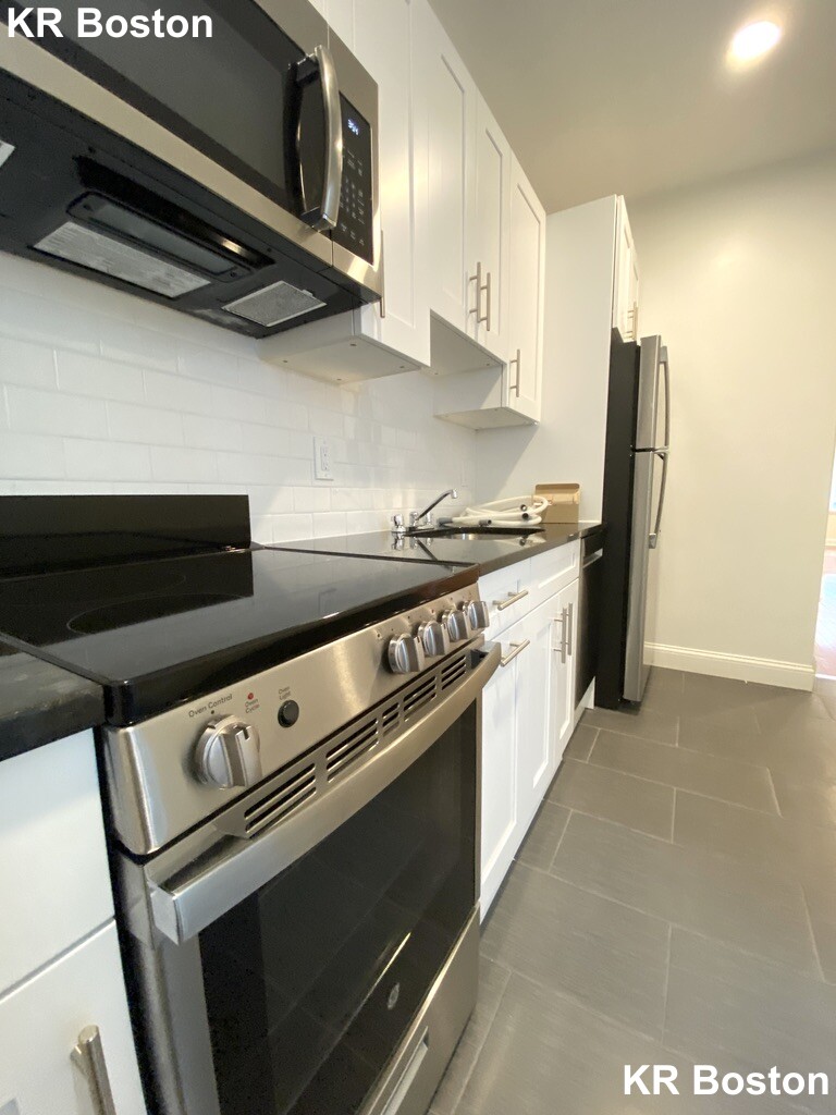 123 Sutherland Rd, Brighton