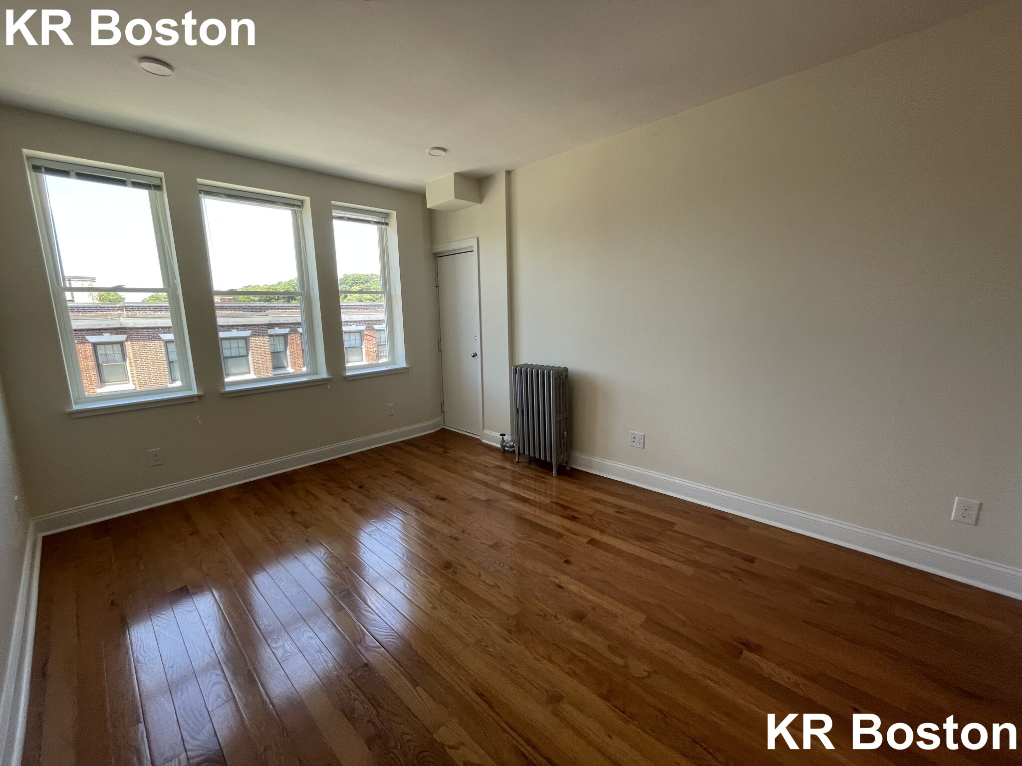 123 Sutherland Rd, Fenway