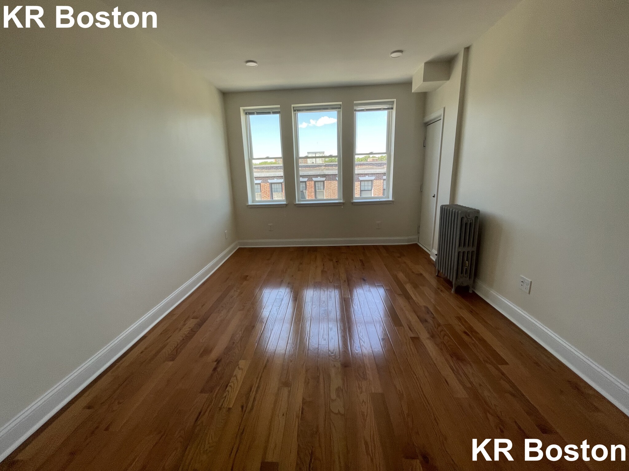 123 Sutherland Rd, Fenway