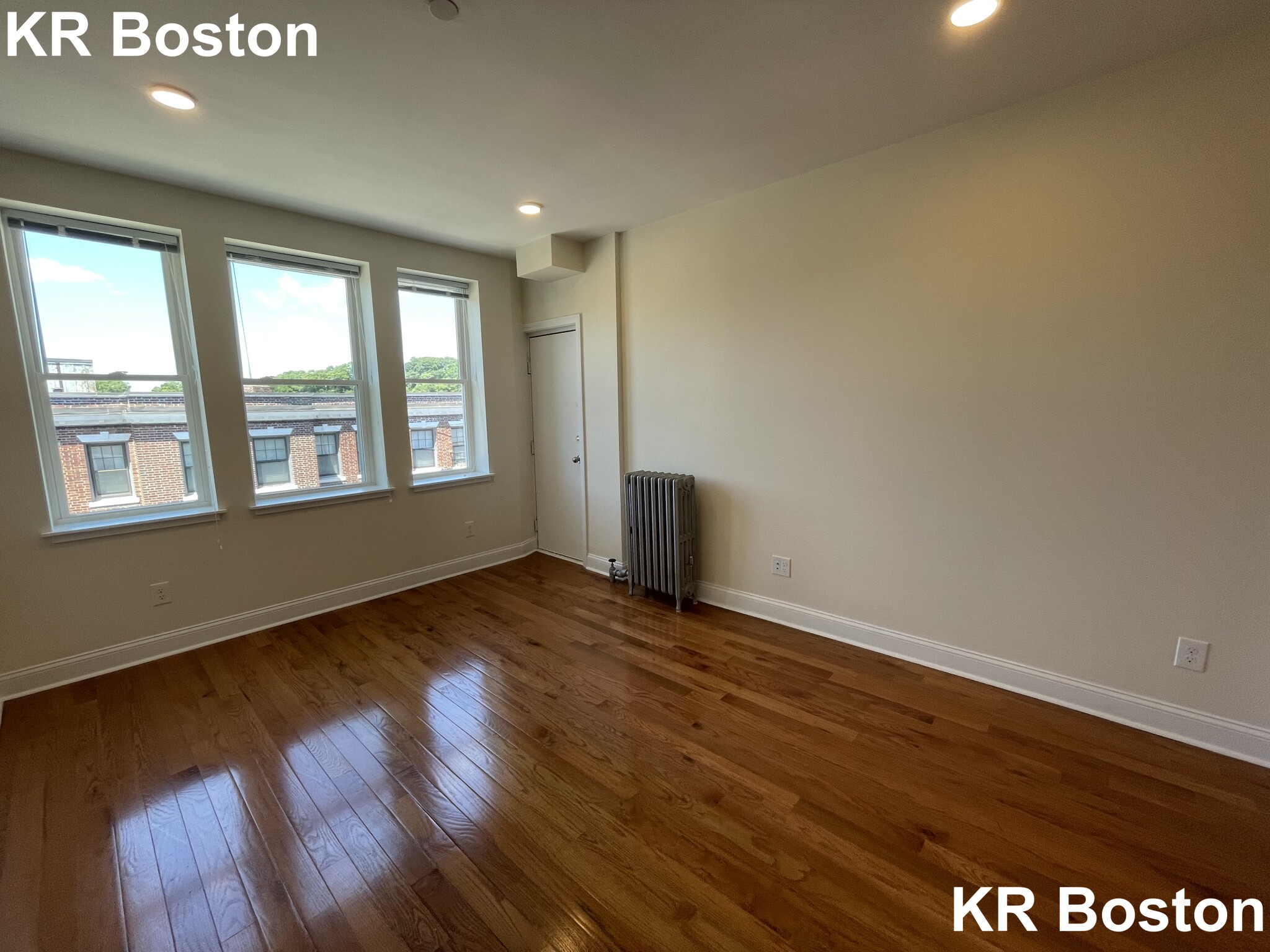 123 Sutherland Rd, Fenway