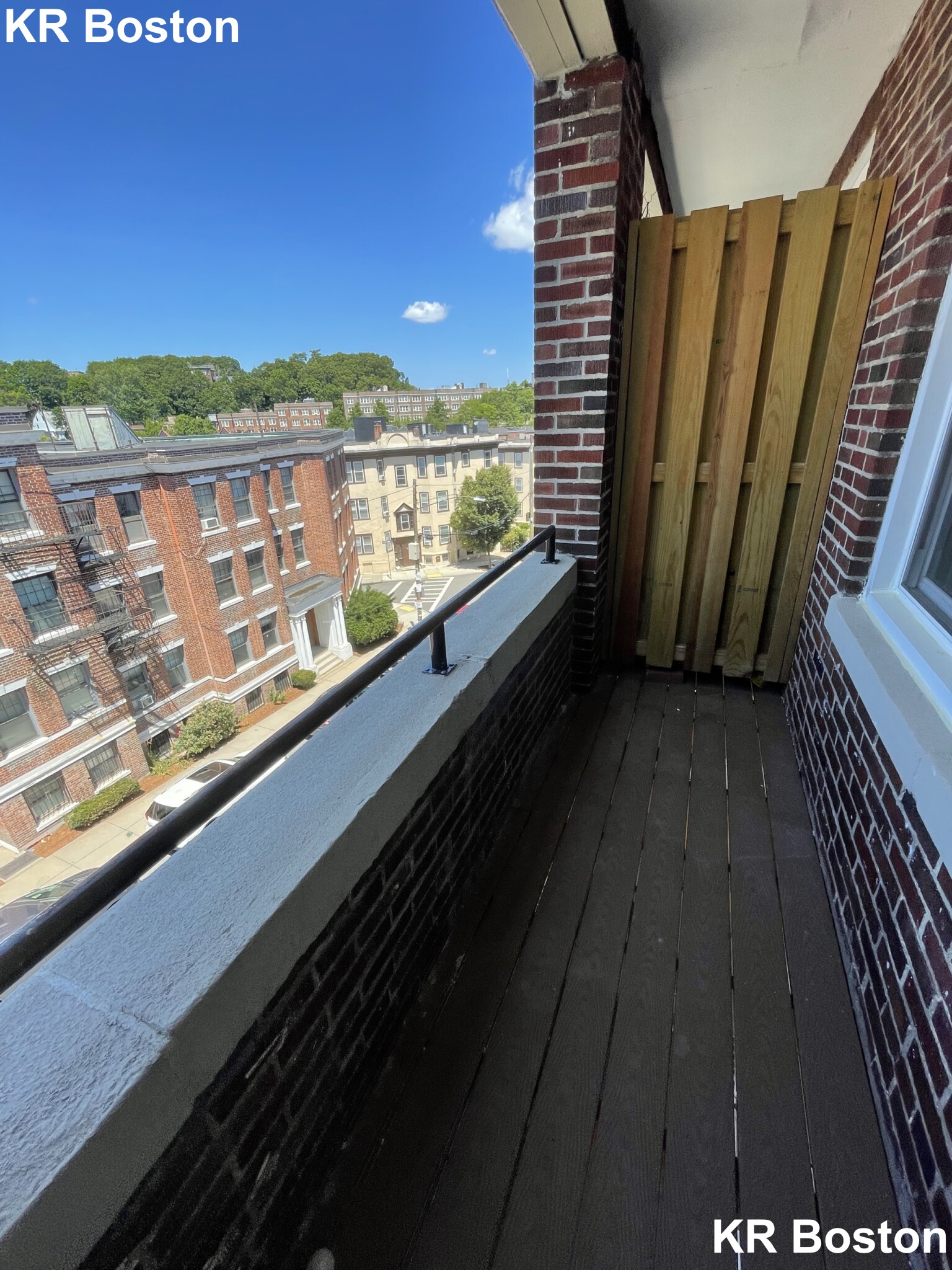 123 Sutherland Rd, Fenway