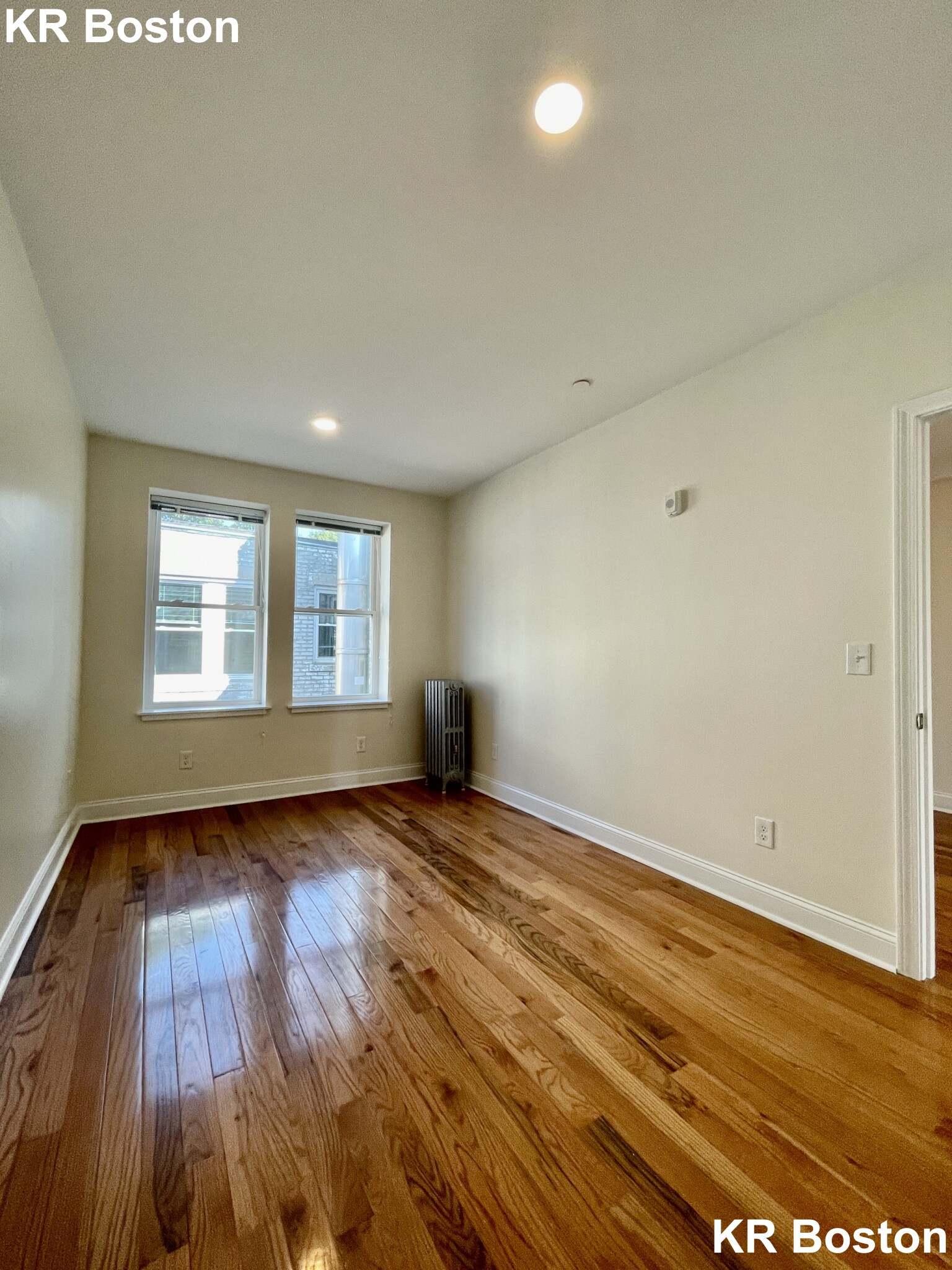 123 Sutherland Rd, Fenway