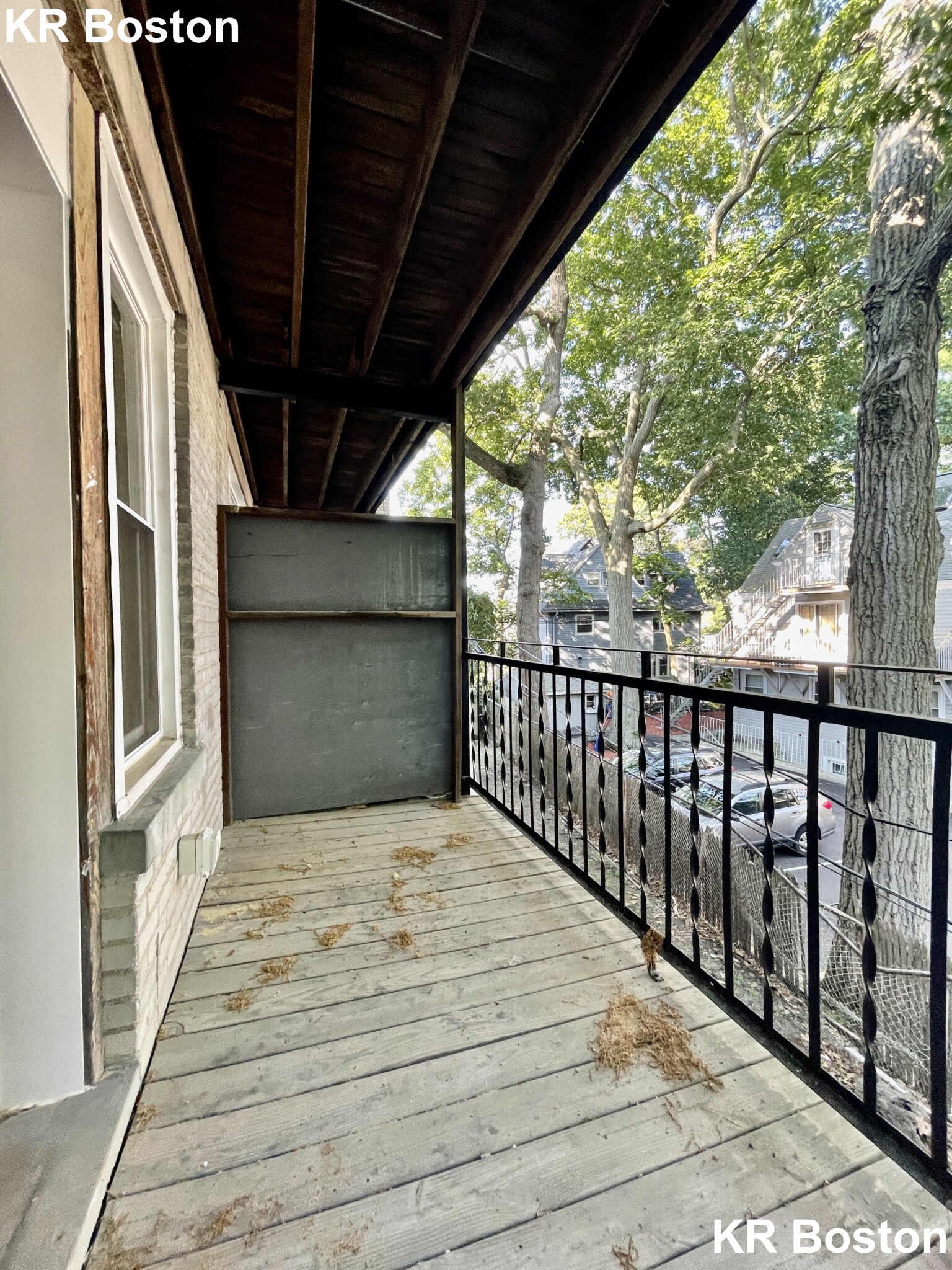 123 Sutherland Rd, Brighton