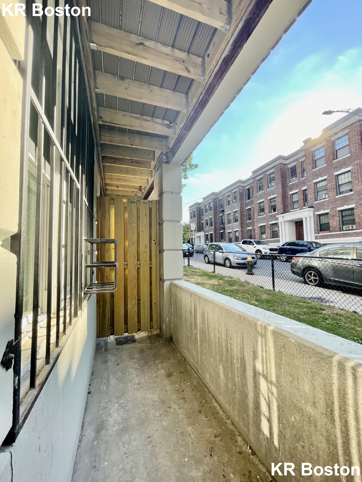 123 Sutherland Rd, Brighton