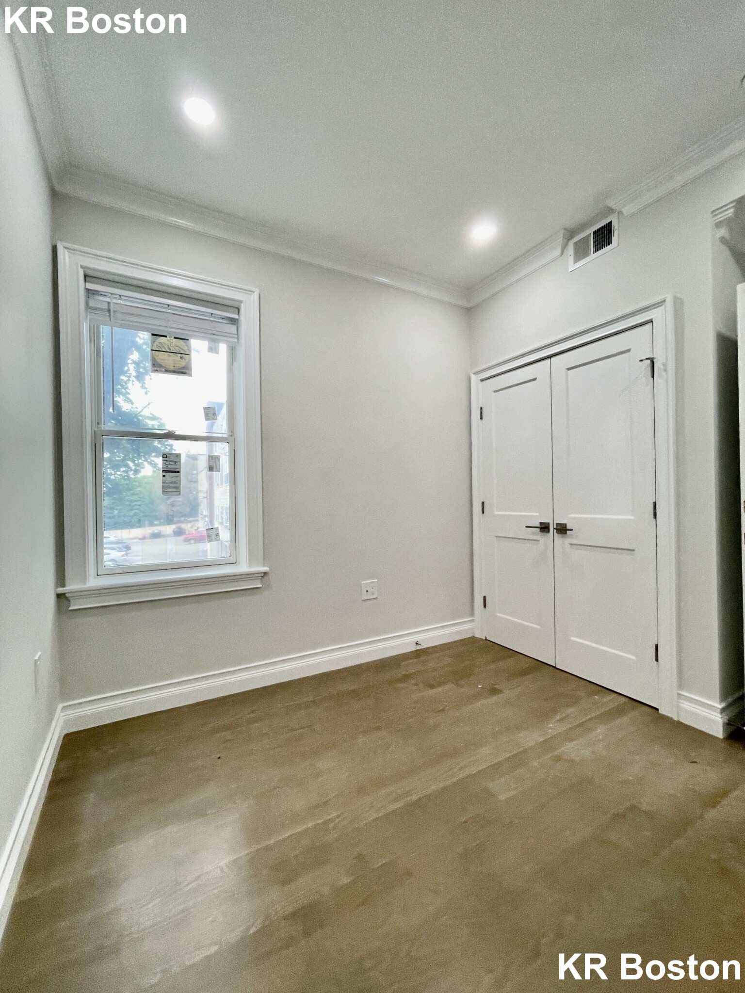 14 Mount Hood Rd, Brighton