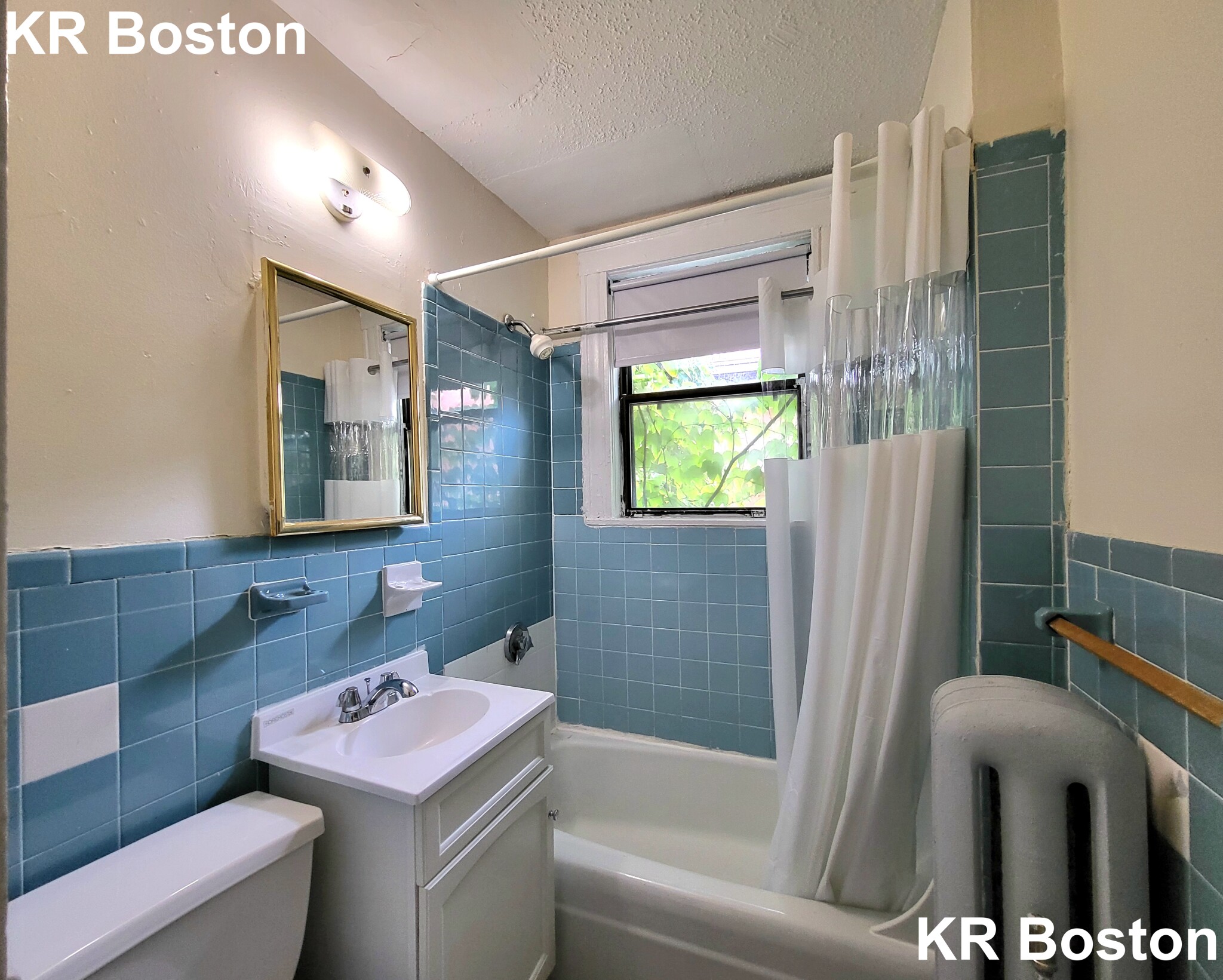 24 Hamilton Rd, West End