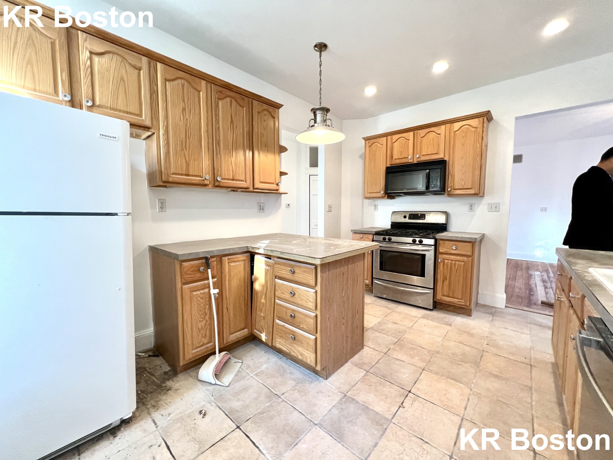 20 Imrie Rd, Allston