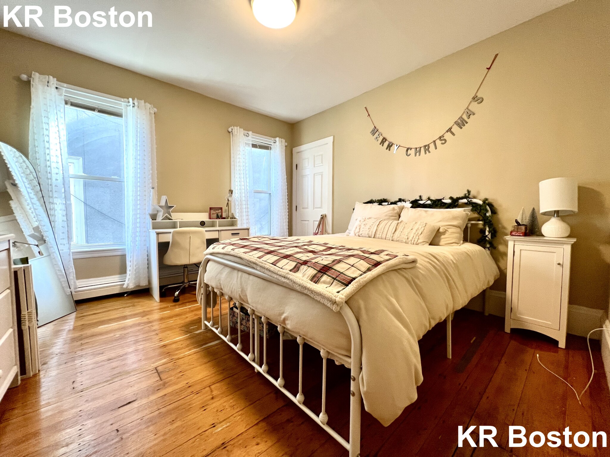 44 Hillside St, Mission Hill