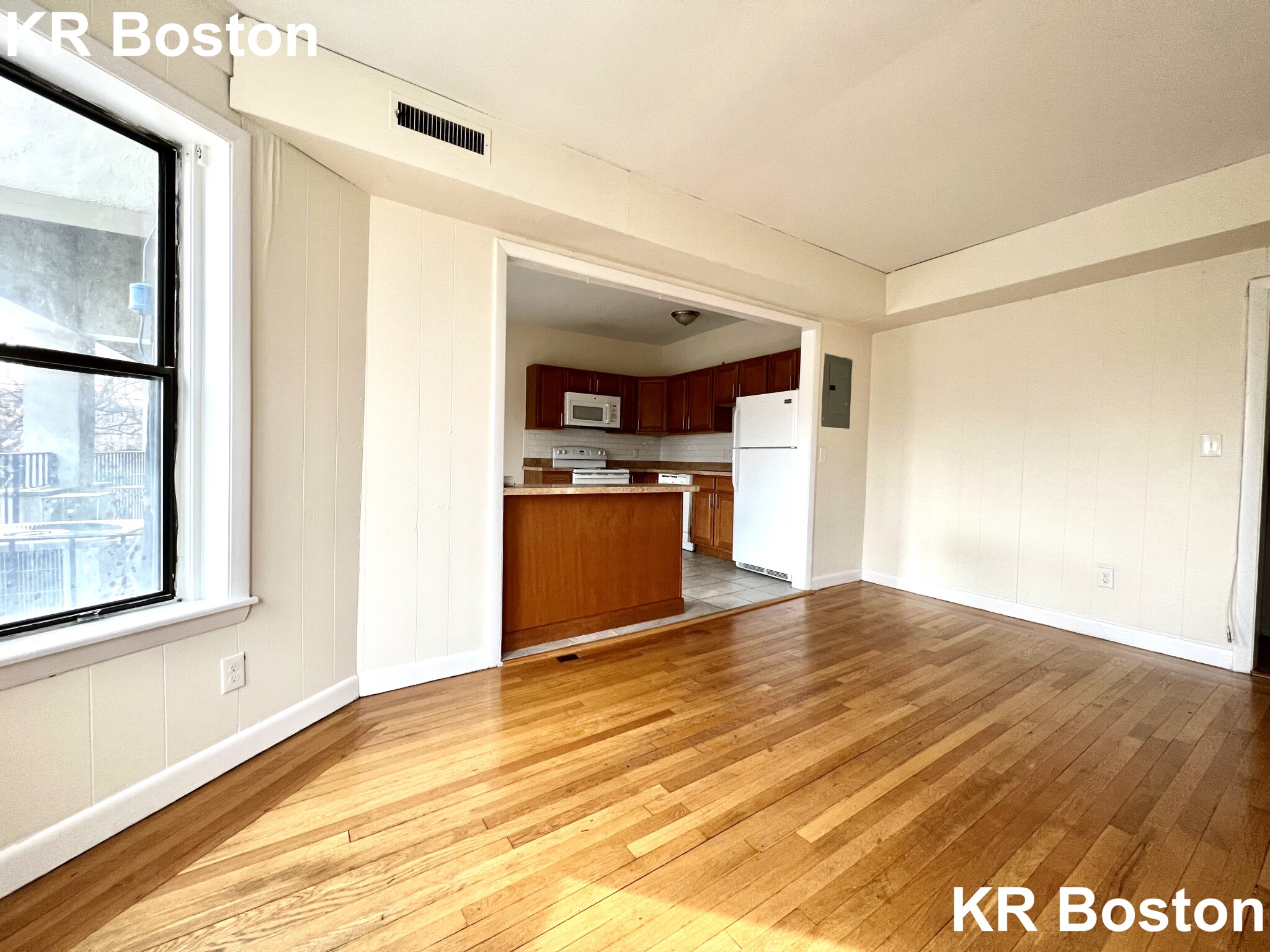 1131 Commonwealth Ave, Allston