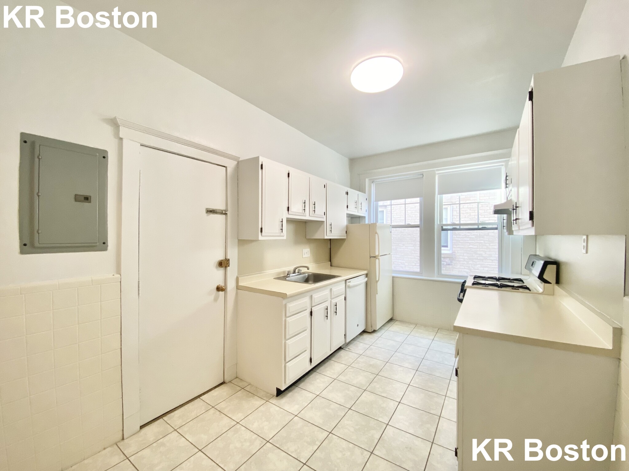 111 Kilsyth Rd, Brighton