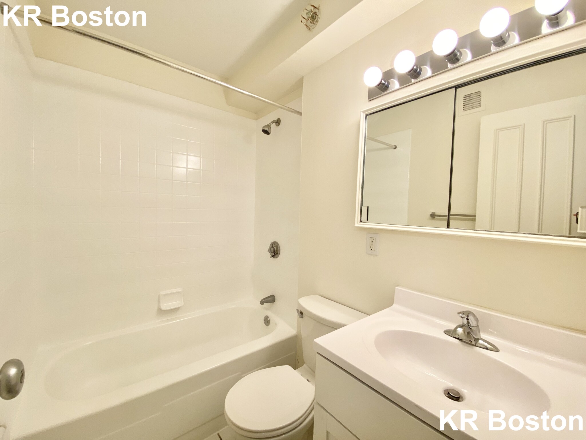 185 Freeman St, Coolidge Corner