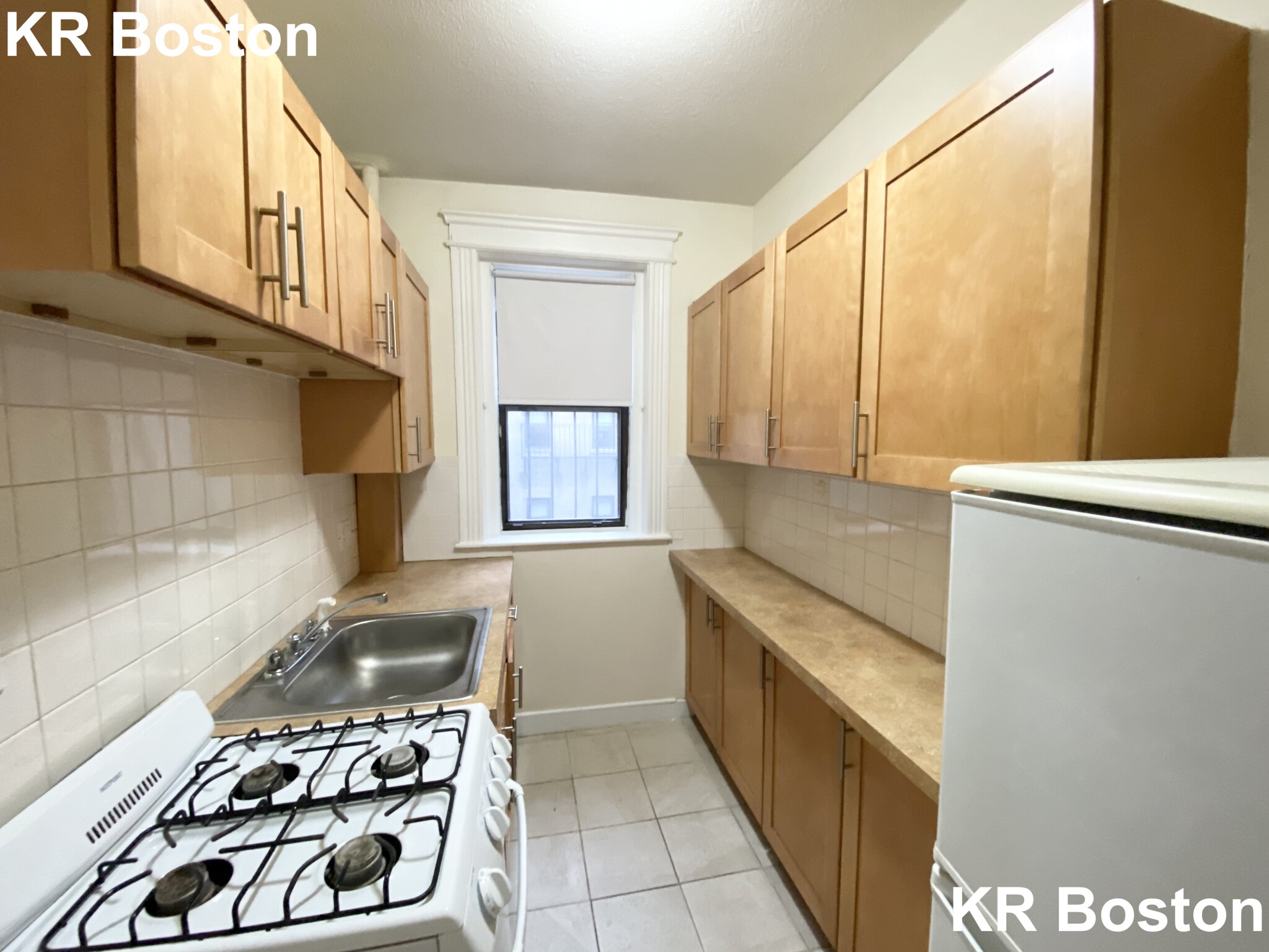 1152 Commonwealth Ave. - 2,475USD / month