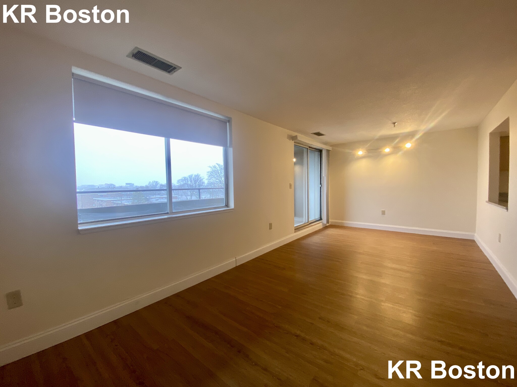 1079 Commonwealth Ave, Allston