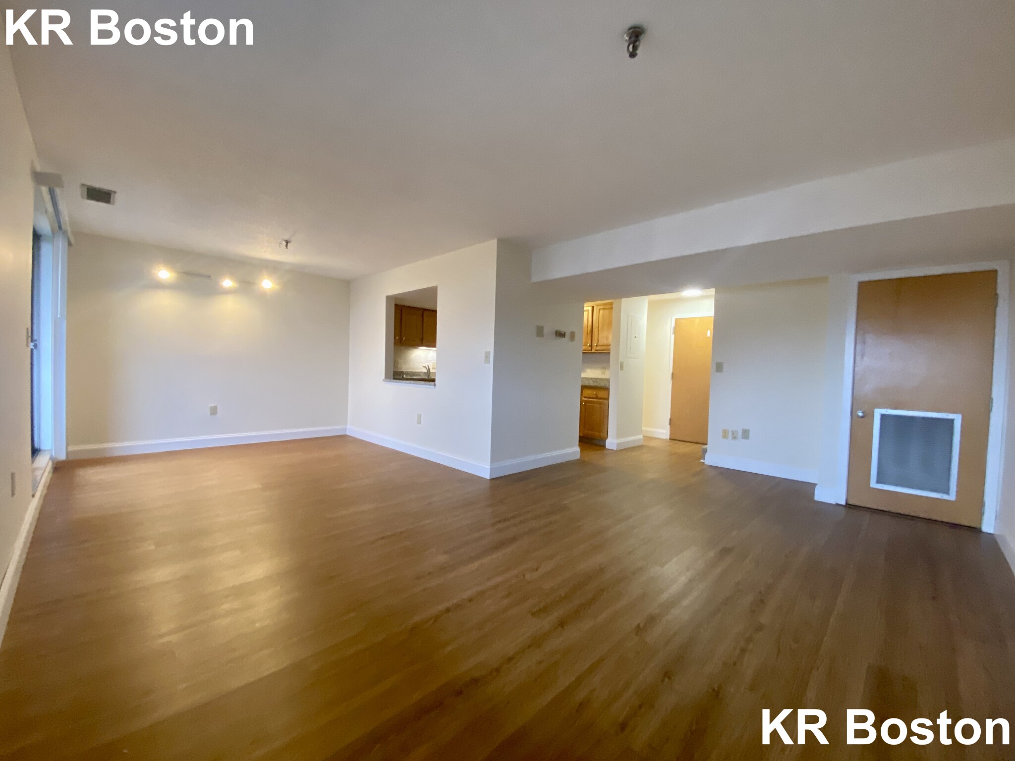 1079 Commonwealth Ave, Allston