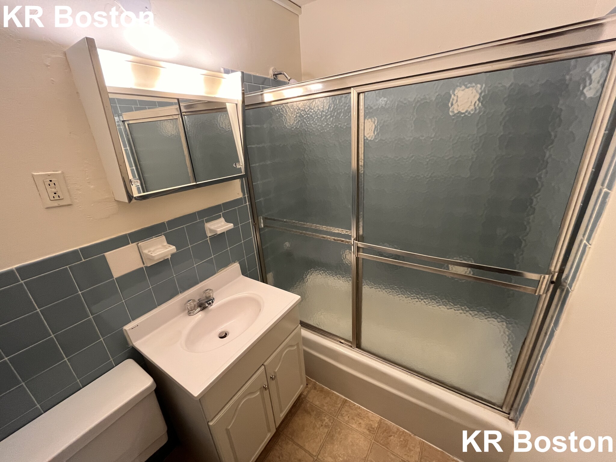 84 Gardner St, Allston