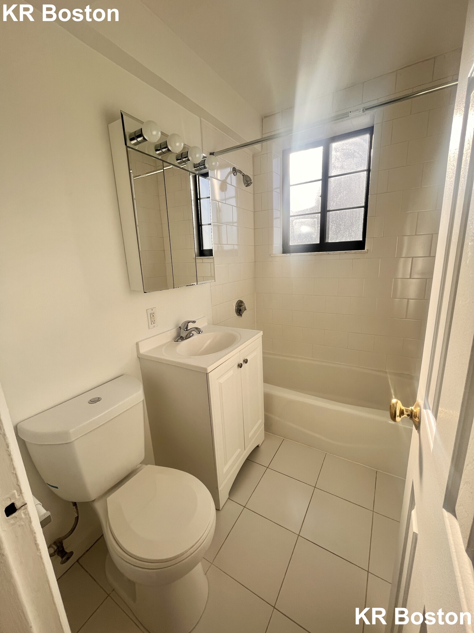 60 Brattle St, Harvard Square