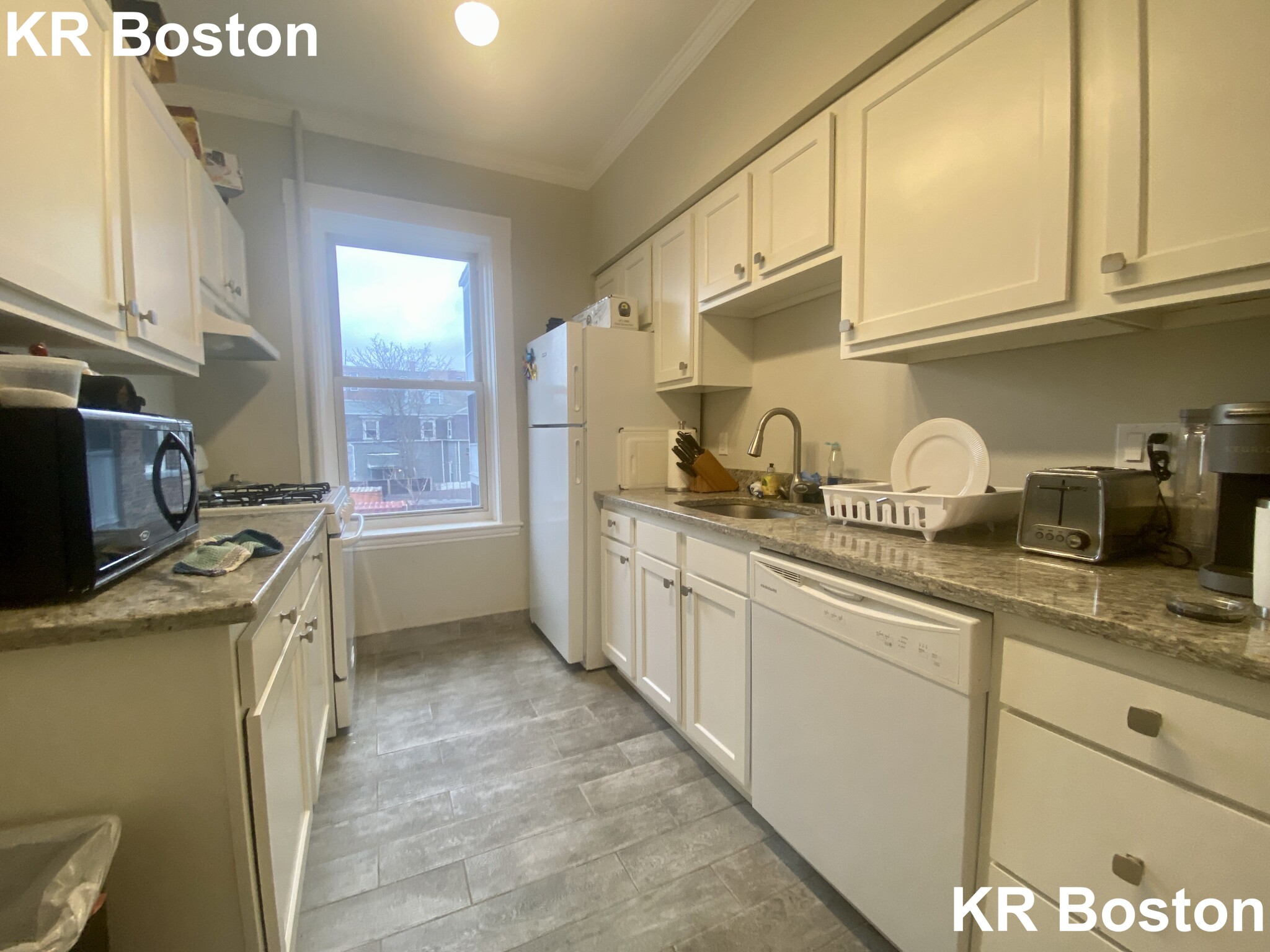 8 Farrington Ave, Allston